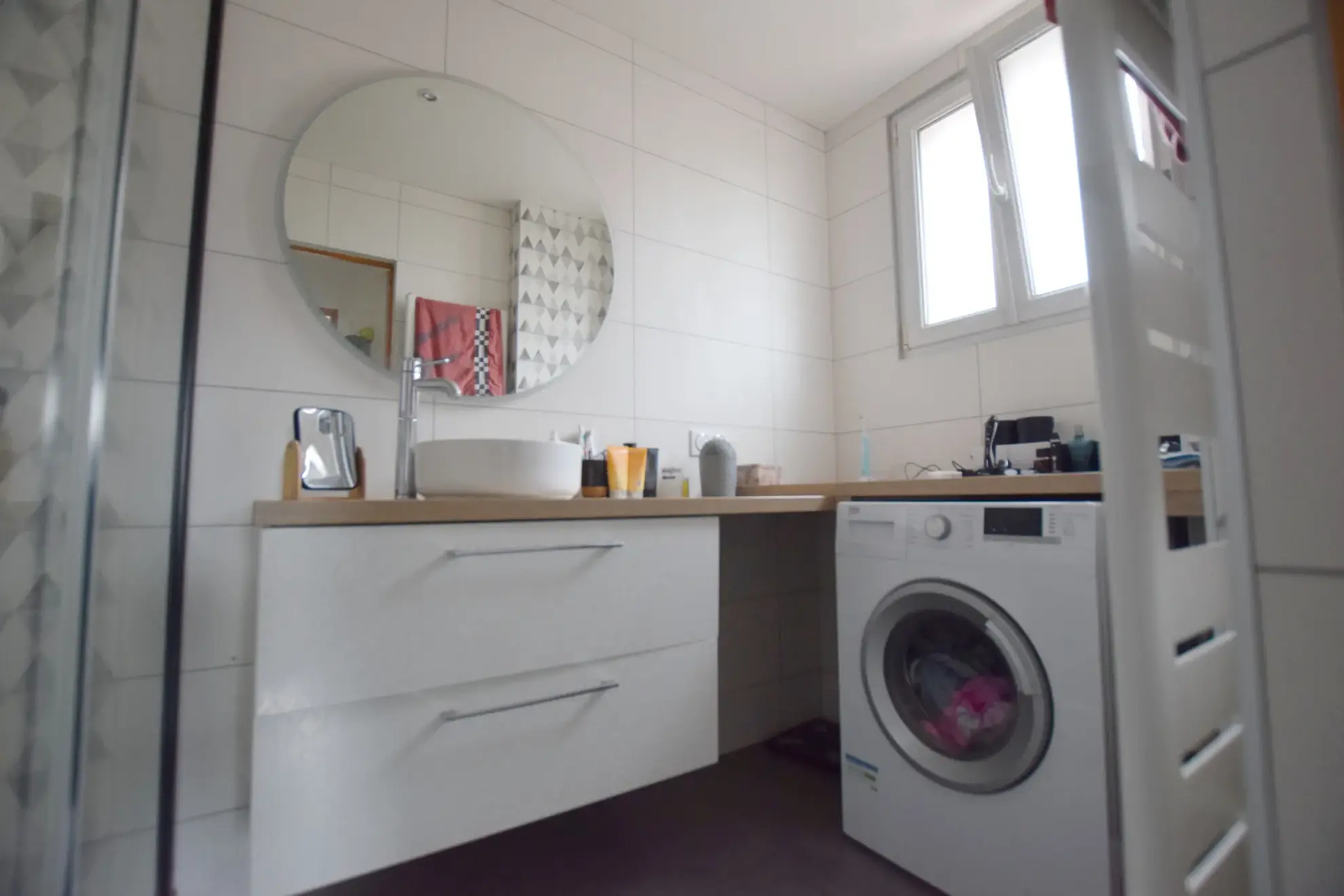 Appartement lumineux avec 3 chambres, loggia et balcon à Sochaux Vieux-Charmont 