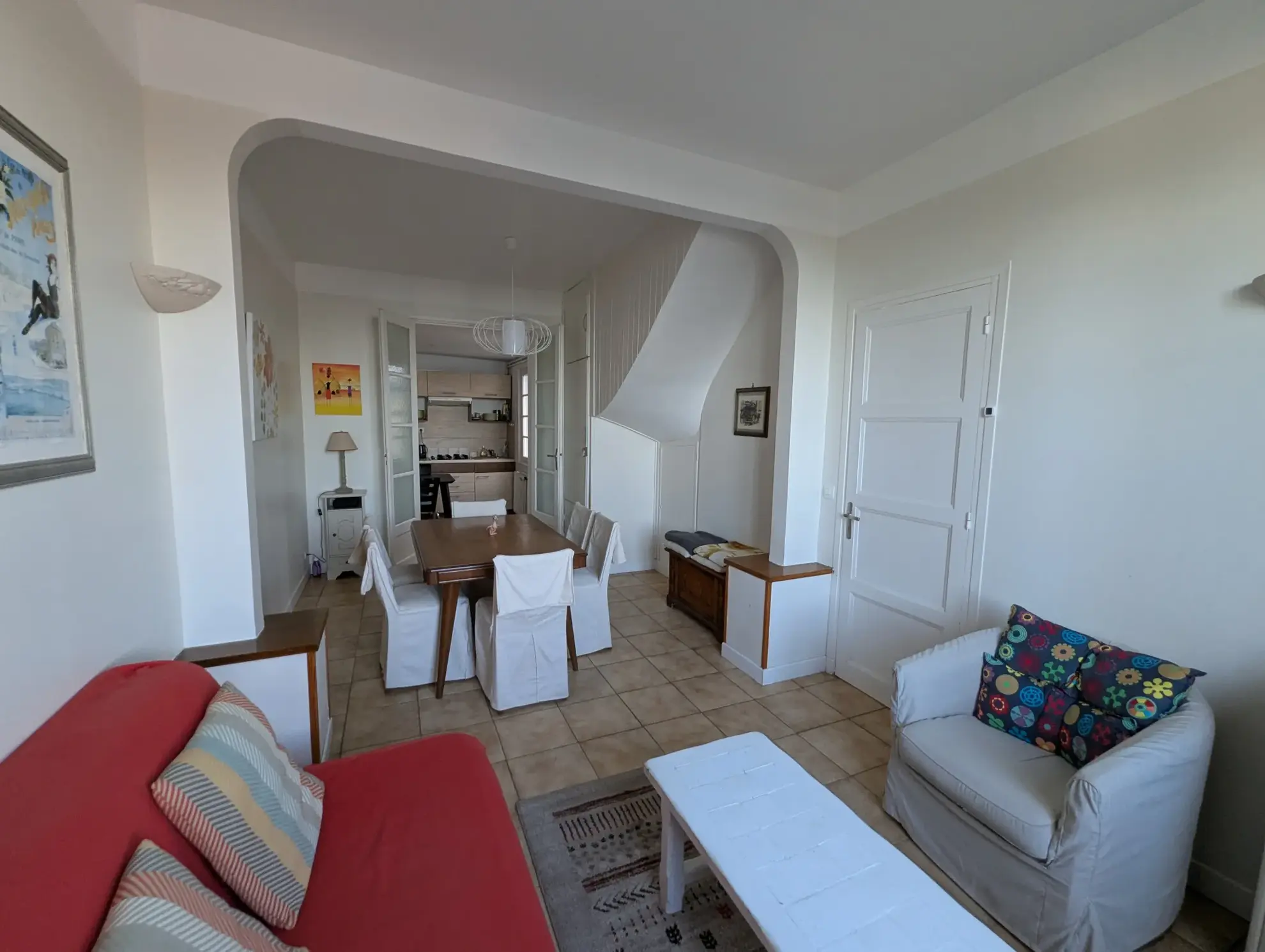 Maison individuelle avec vue mer, grand garage et jardin à Woignarue 