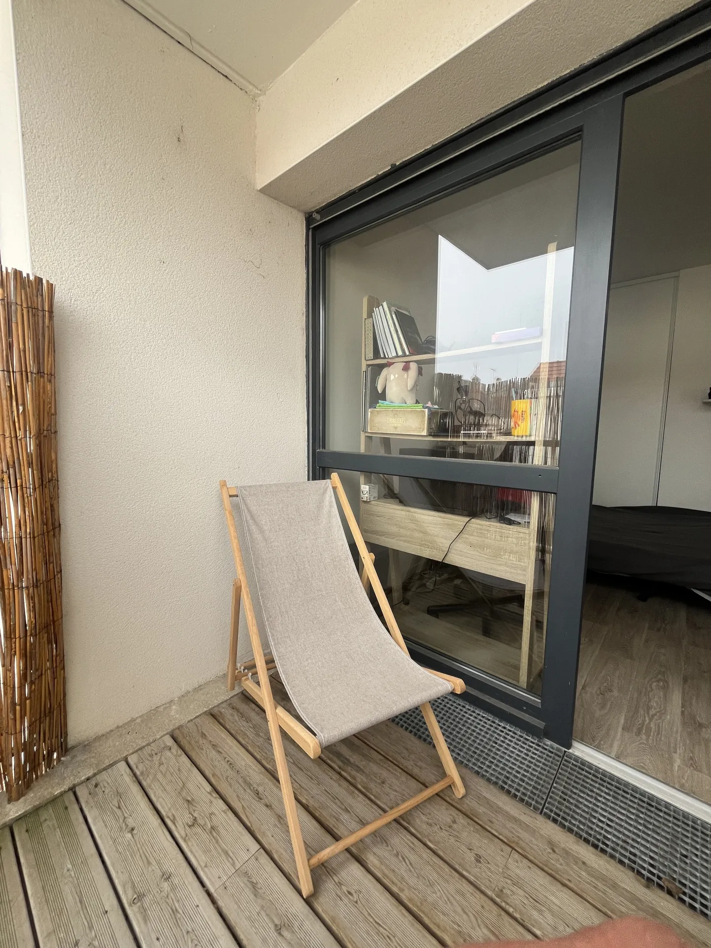 Studio à vendre à Troyes avec balcon, deux parkings, loué, performant énergétique B