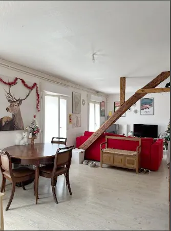 Appartement T3 lumineux de 60,85 m² avec balcon à Bagnères-de-Luchon 