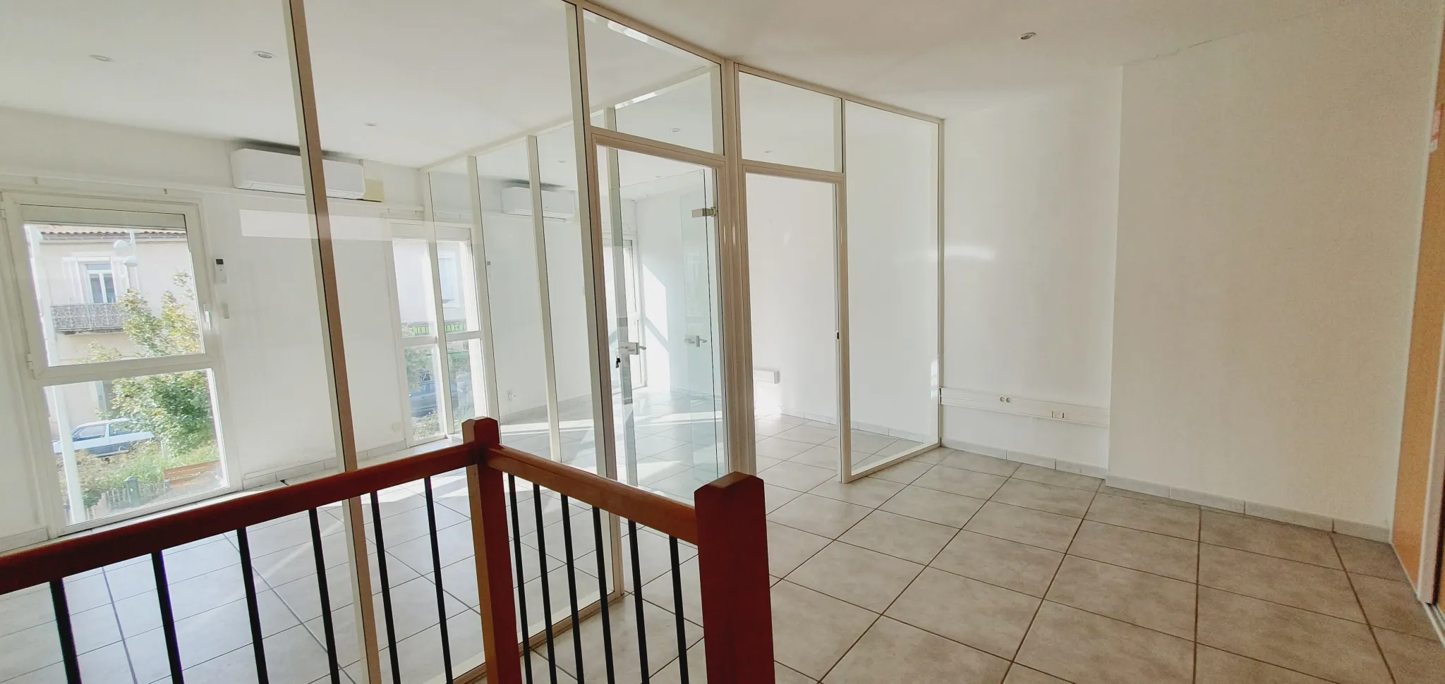 Local professionnel ou habitation de 60 m² en centre-ville de Nîmes 