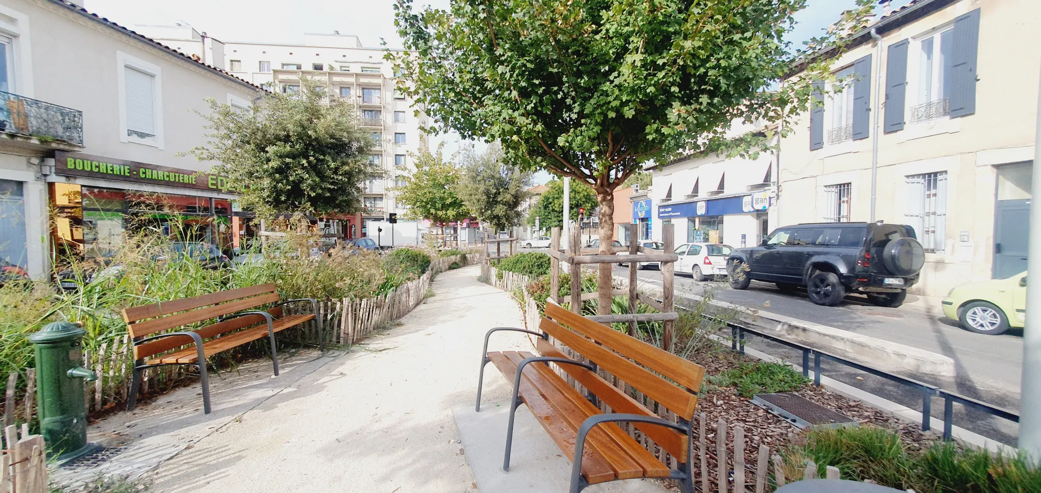 Local professionnel ou habitation de 60 m² en centre-ville de Nîmes 