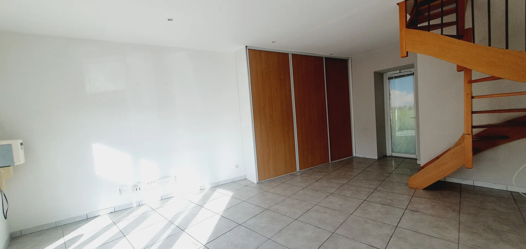 Local professionnel ou habitation de 60 m² en centre-ville de Nîmes 