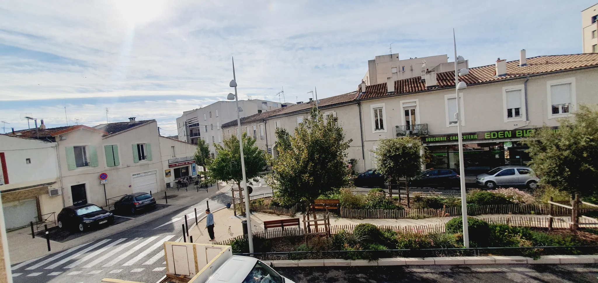 Local professionnel ou habitation de 60 m² en centre-ville de Nîmes 