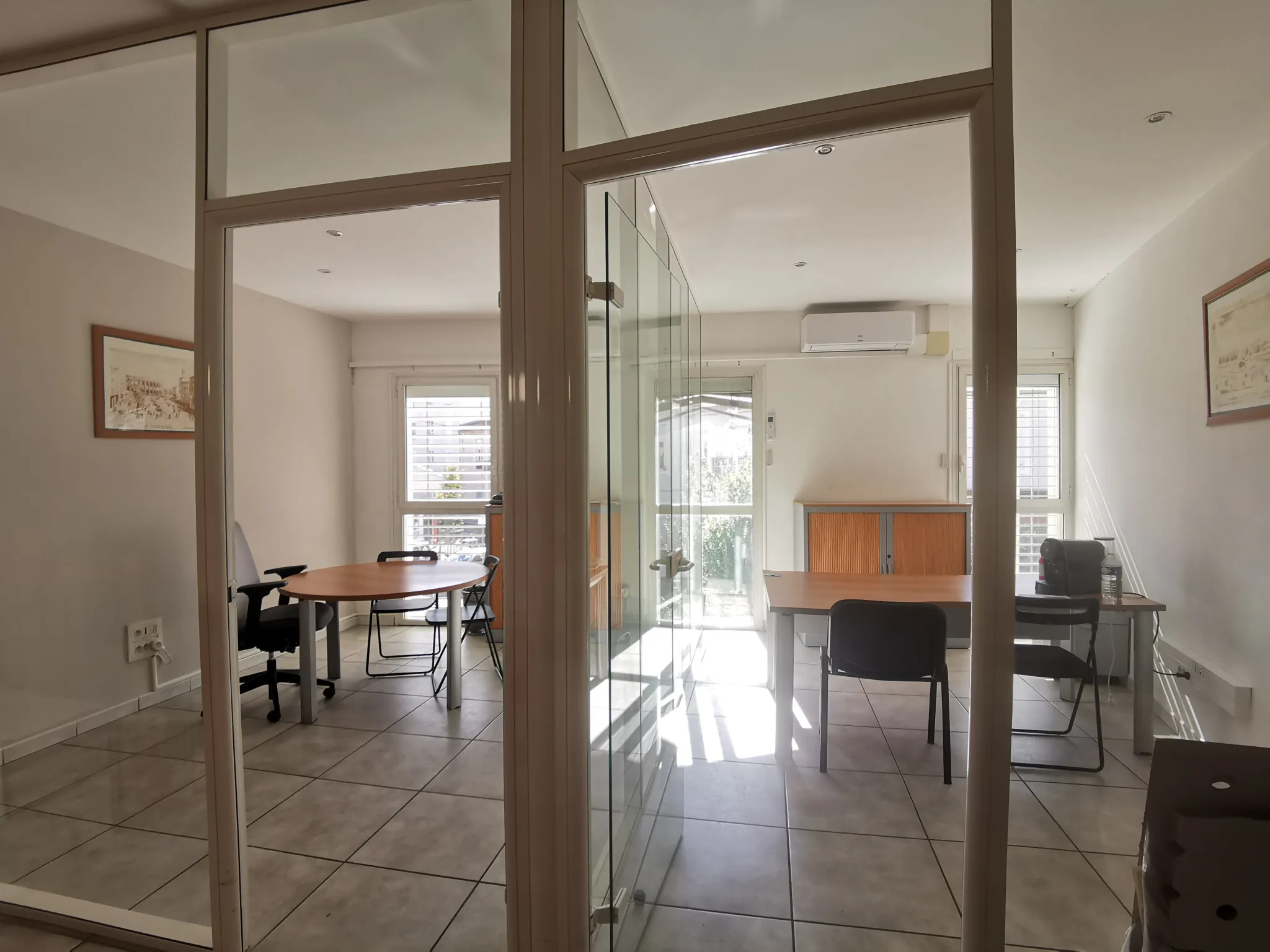 Local professionnel ou habitation de 60 m² en centre-ville de Nîmes 