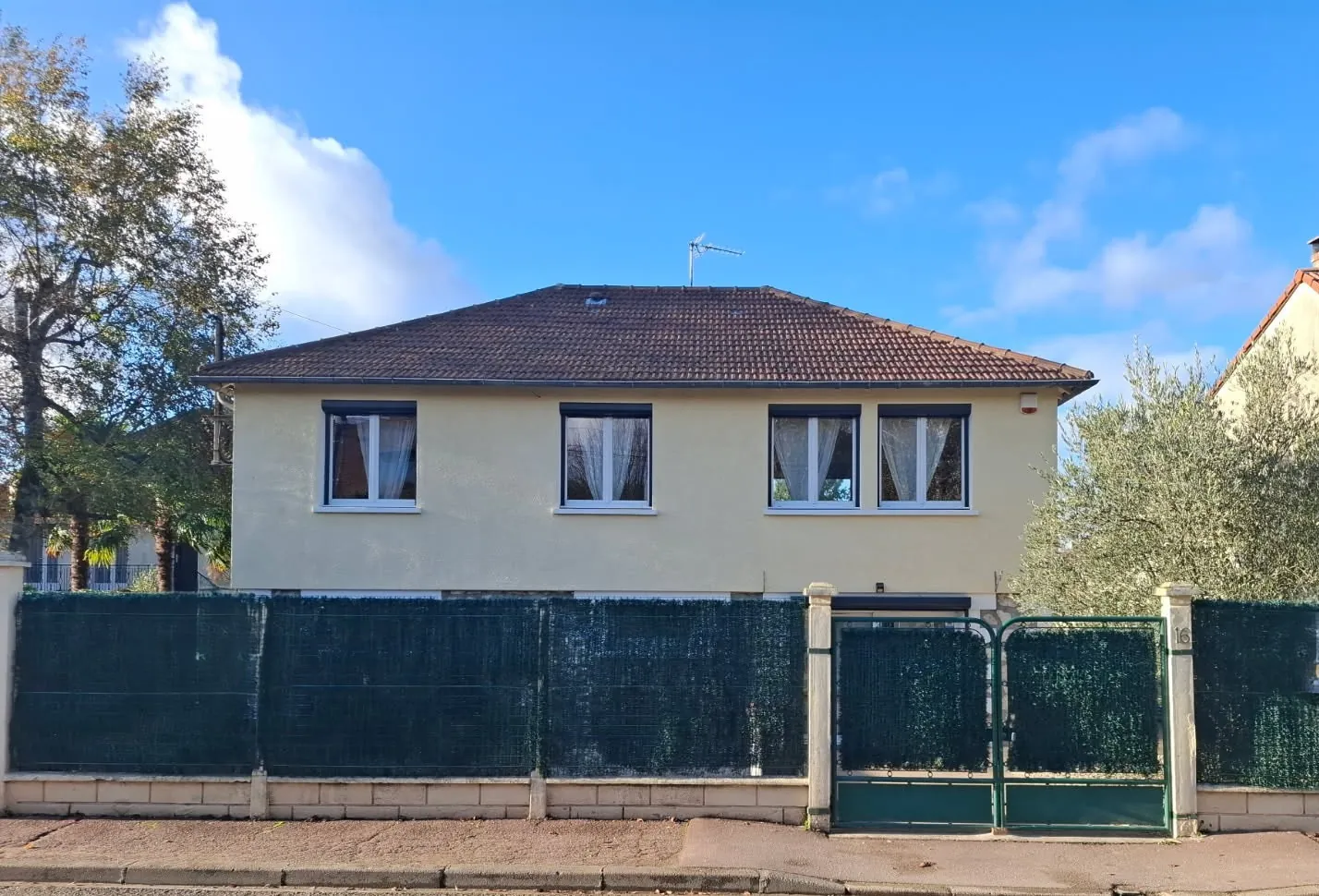 Maison lumineuse de 116 m² à vendre à Morigny-Champigny avec terrain et suite parentale