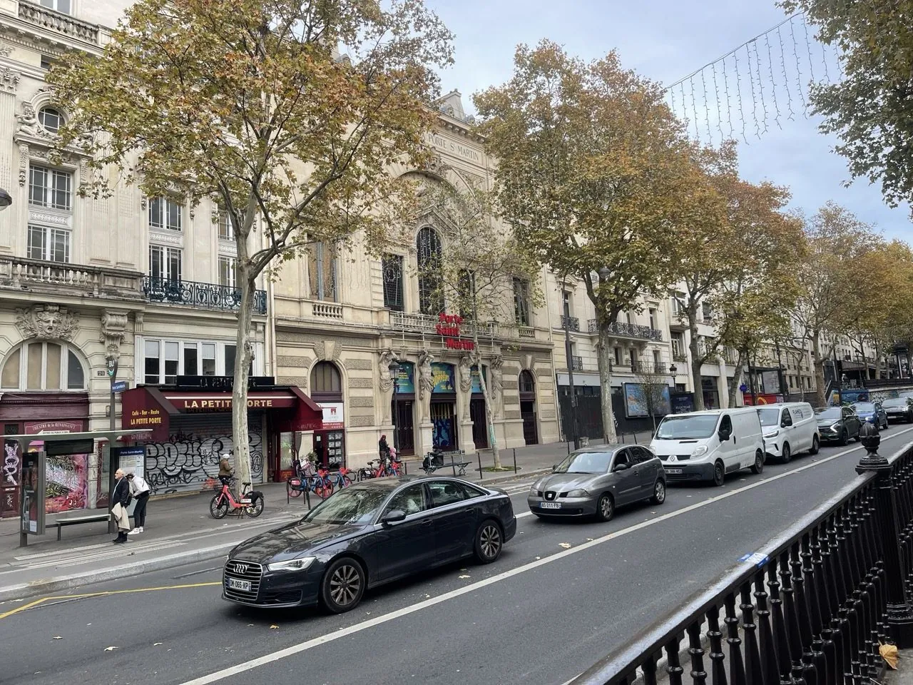 Local de restauration rapide avec terrasse dans le 3ème arrondissement de Paris 