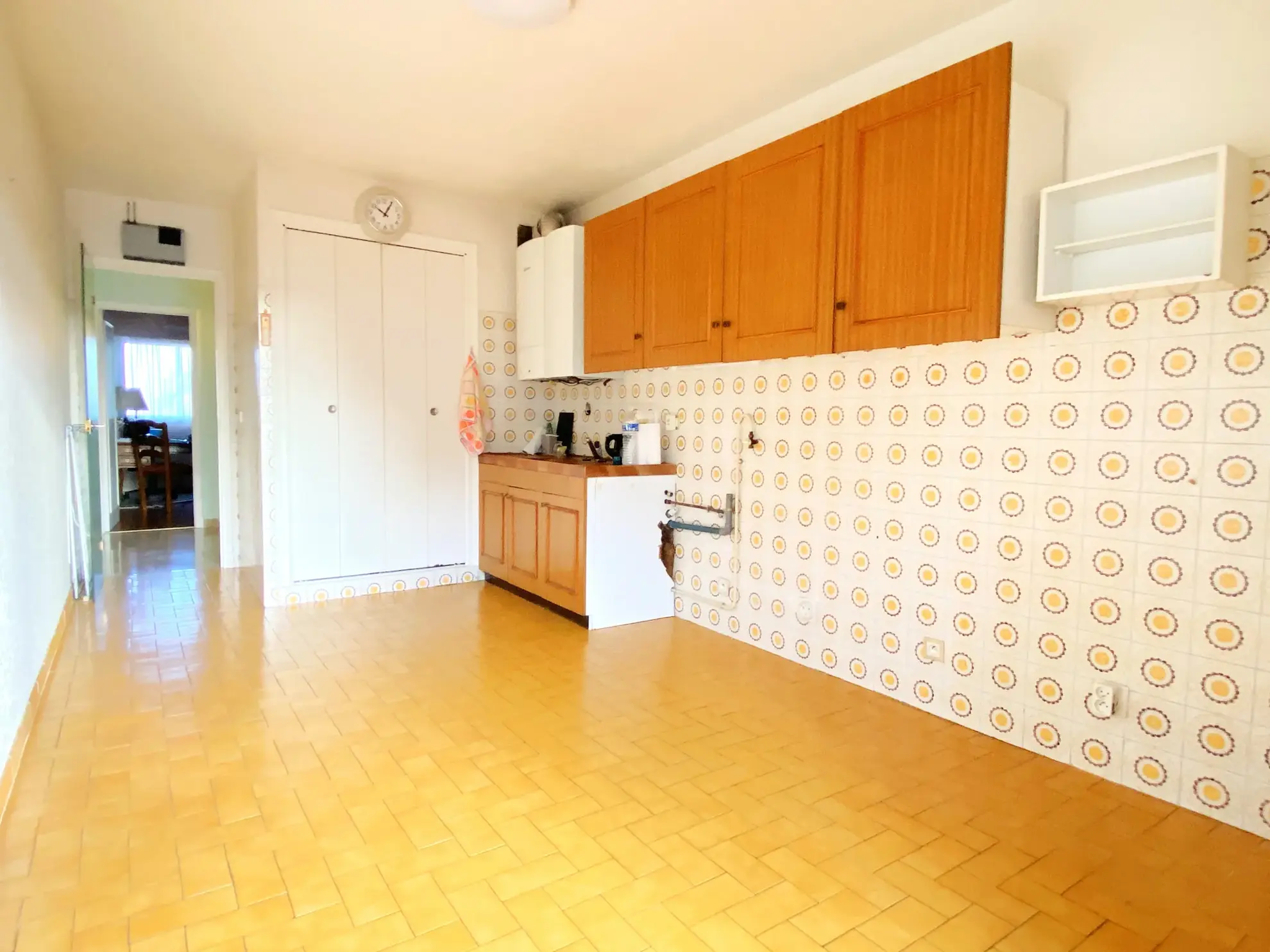 A vendre appartement traversant avec terrasse et garage à Perpignan Sud 
