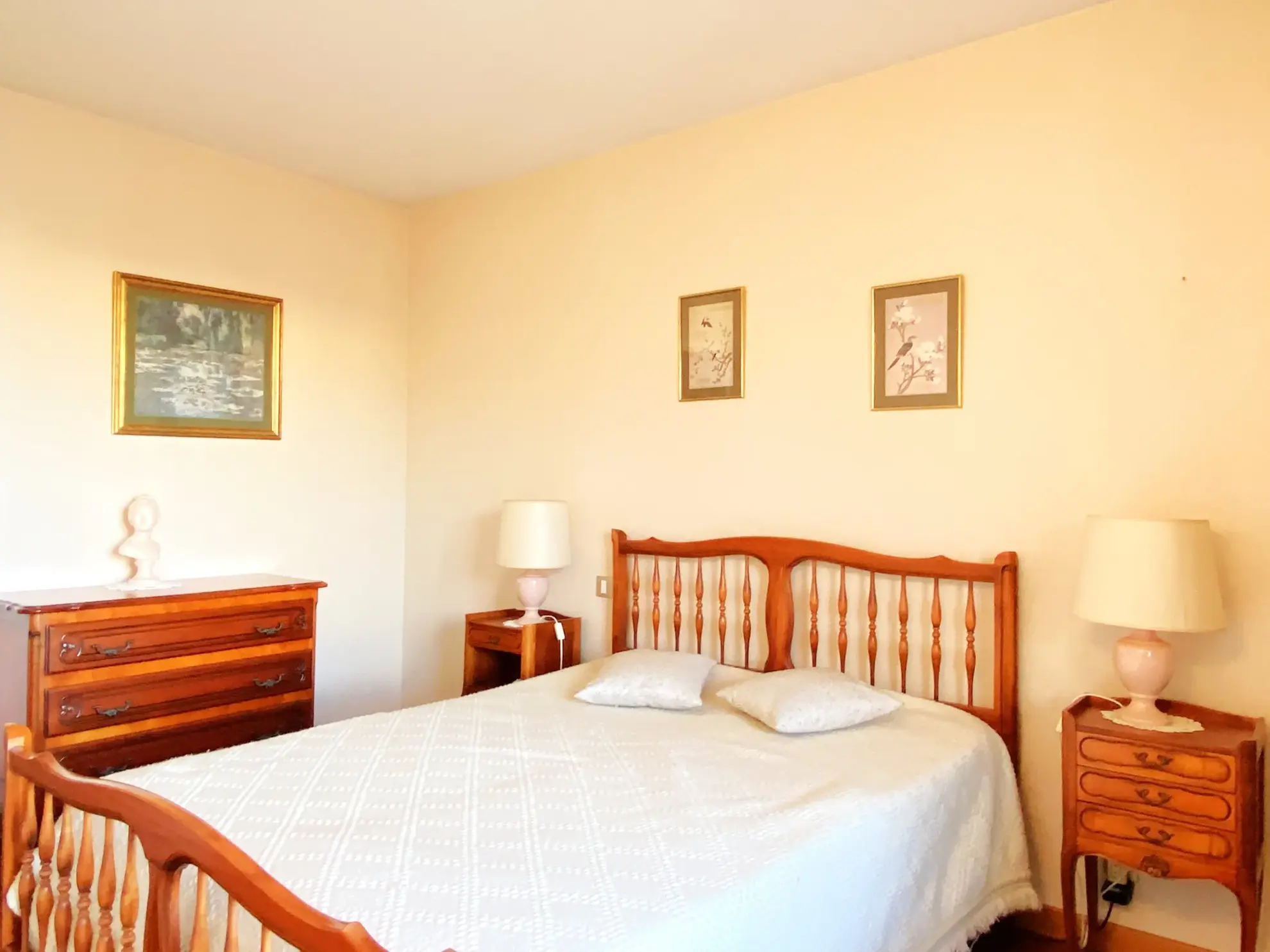 A vendre appartement traversant avec terrasse et garage à Perpignan Sud 