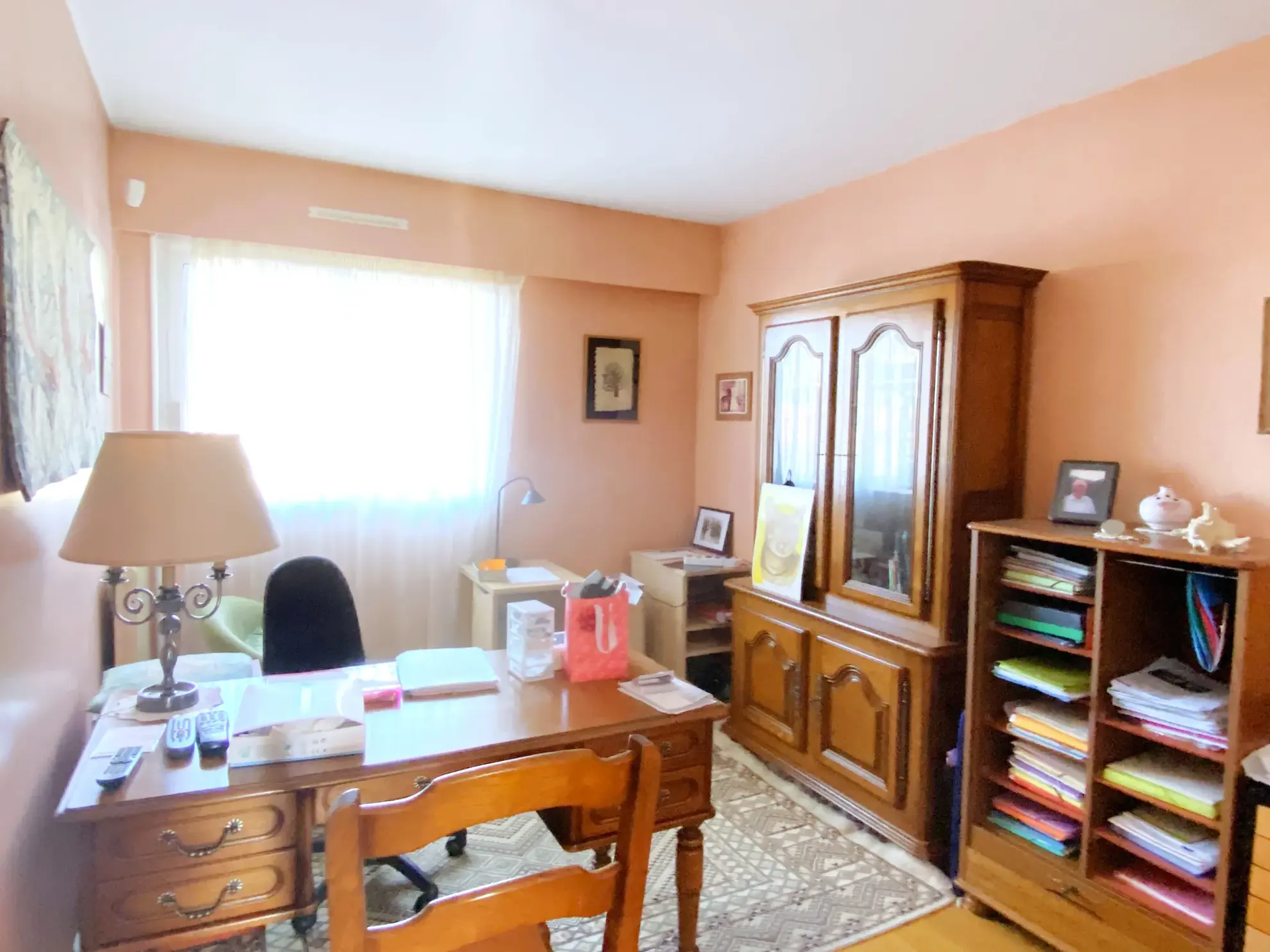 A vendre appartement traversant avec terrasse et garage à Perpignan Sud 