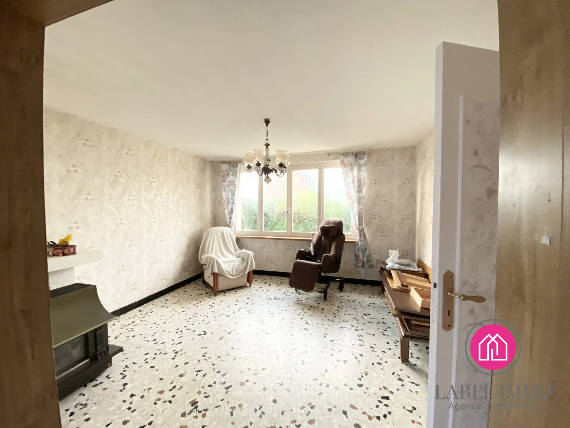 Maison à rénover à Marquette-en-Ostrevant avec jardin et dépendance 