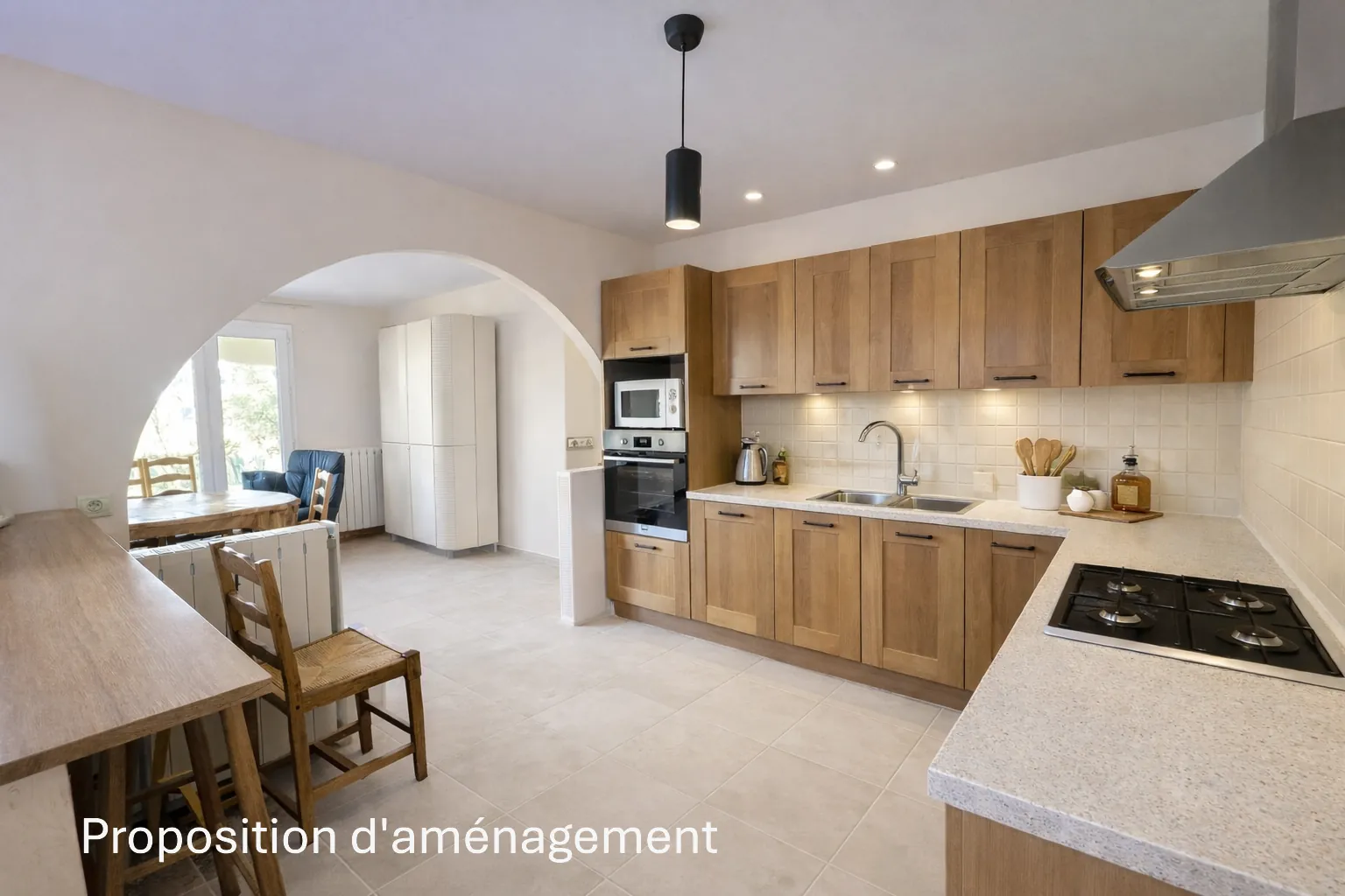 Maison de 140 m² à Lodève avec terrain constructible et potentiel de rénovation 