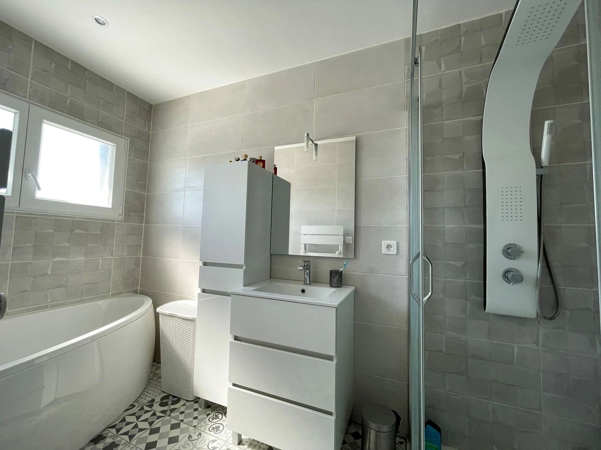 Vente de pavillon de plain-pied avec jardin et garage à Domart-en-Ponthieu 