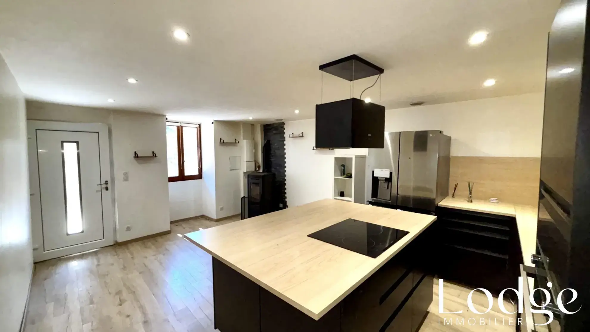 Maison de village rénovée avec terrasse et garage à Villard Saint Pancrace