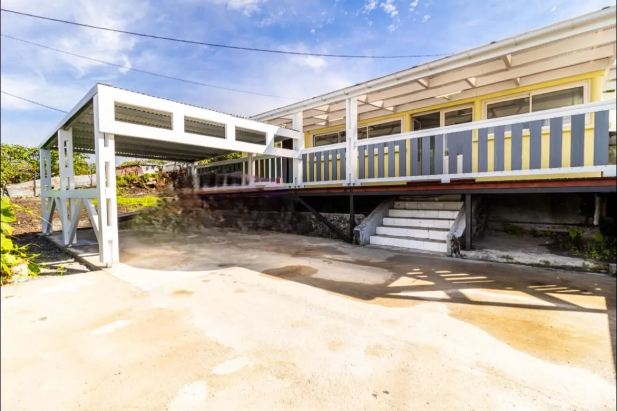 Villa rénovée de 101 m² avec terrain agricole à la Plaine des Cafres