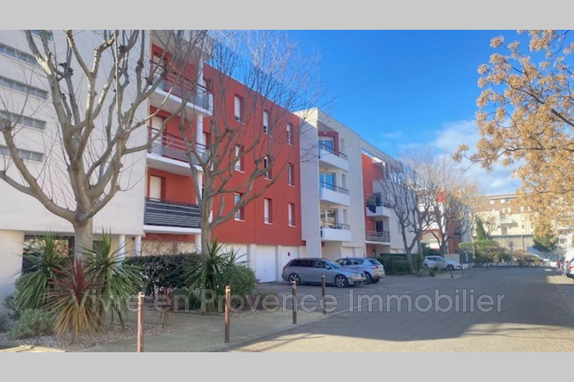 Appartement 2 pièces avec piscine à Avignon proche centre-ville