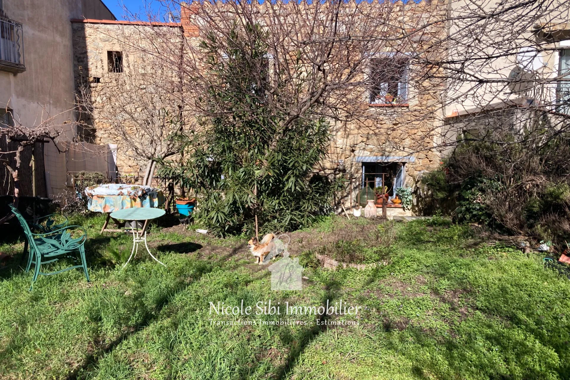 Vente maison de village rénovée à Ria-Sirach, 53 m² avec jardin et garage