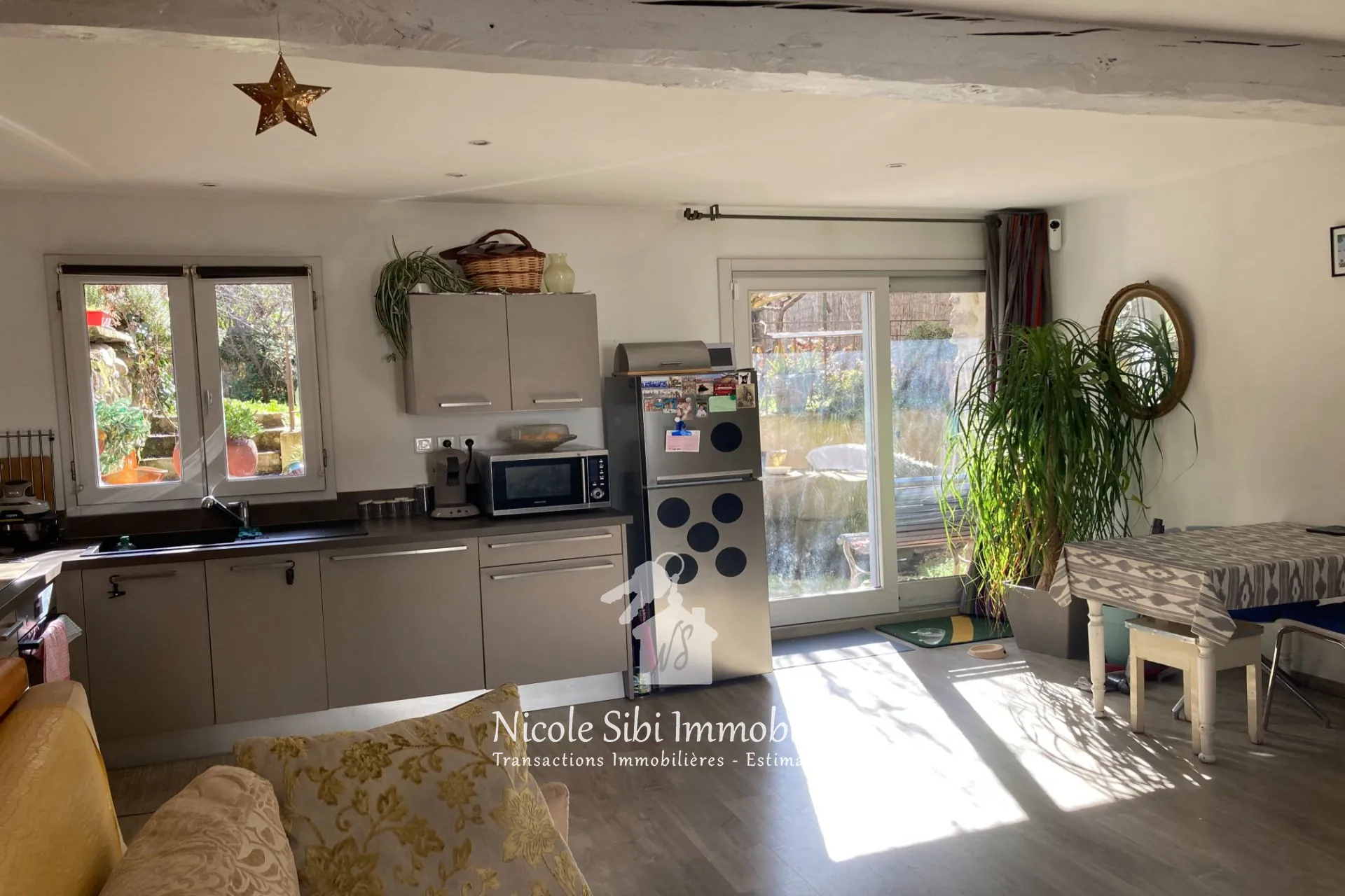 Vente maison de village rénovée à Ria-Sirach, 53 m² avec jardin et garage 