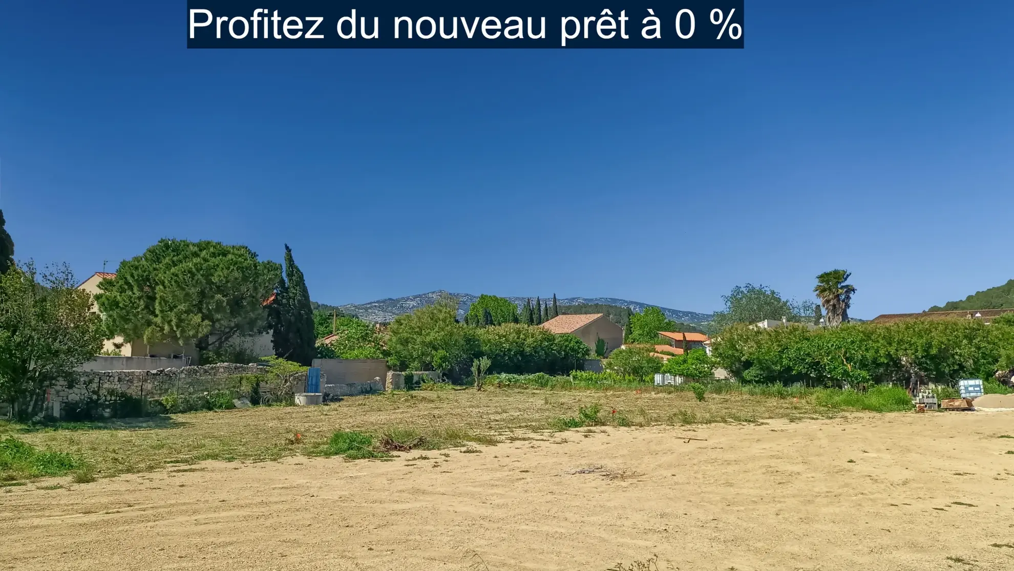 Terrain constructible de 415 m² à Roquefort-des-Corbières – Vue mer et nature