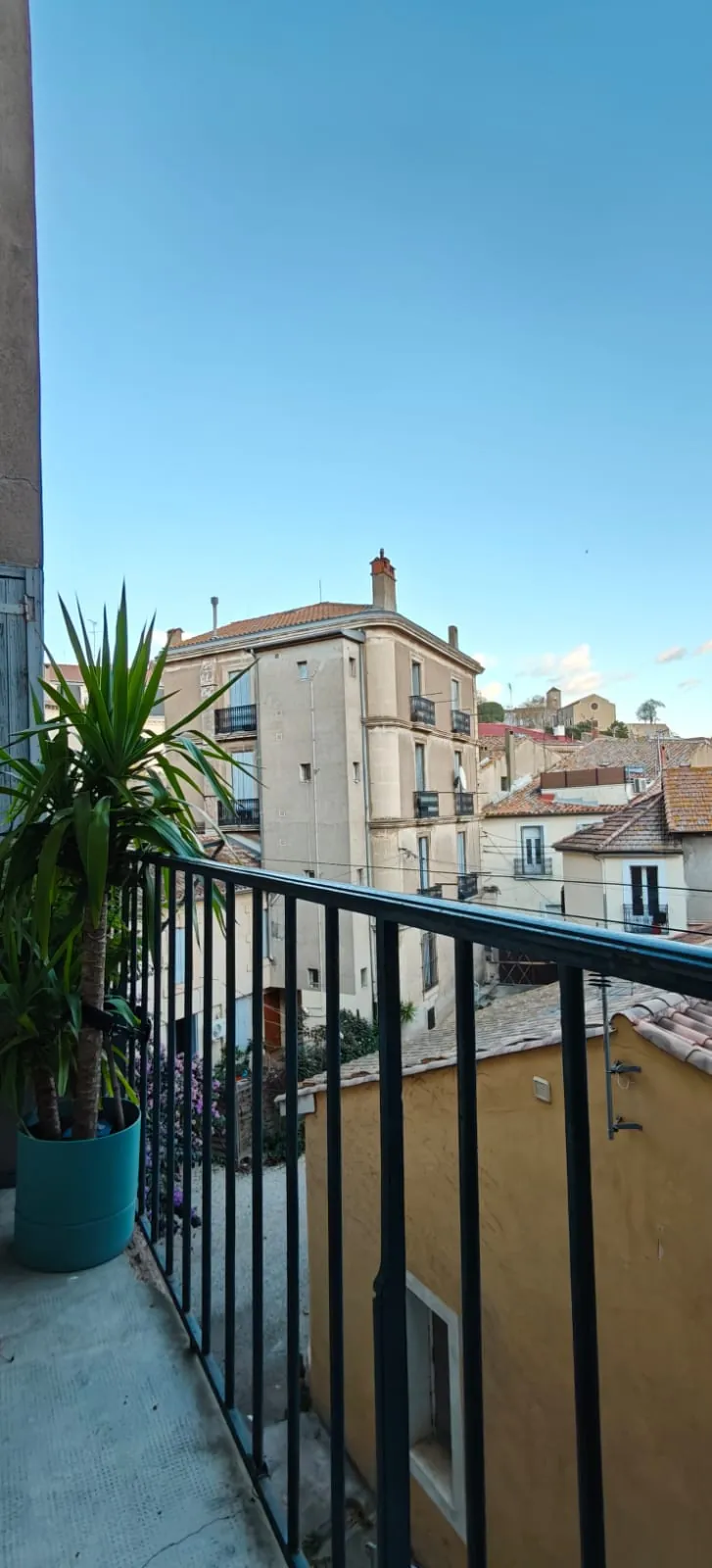 Appartement T3 de 70 m² avec Balcons à Béziers, rénové et lumineux 
