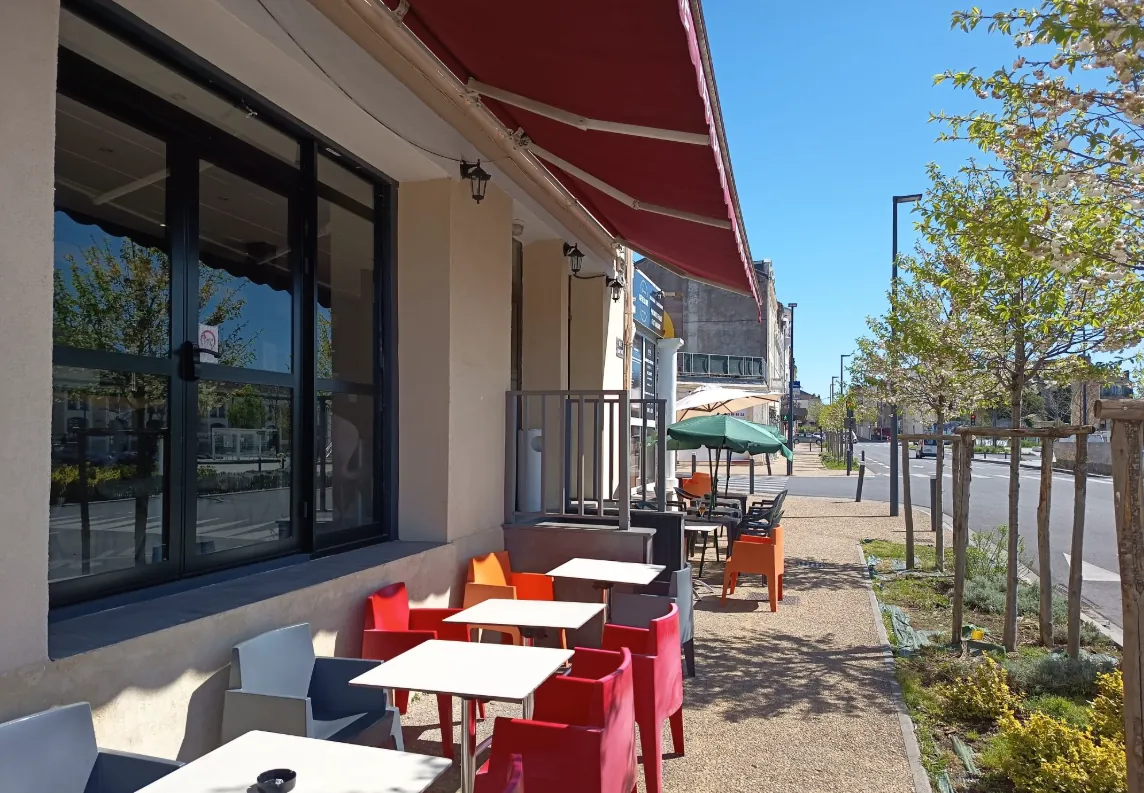 Fonds de commerce hôtel-bar-restaurant avec licence IV à Périgueux 