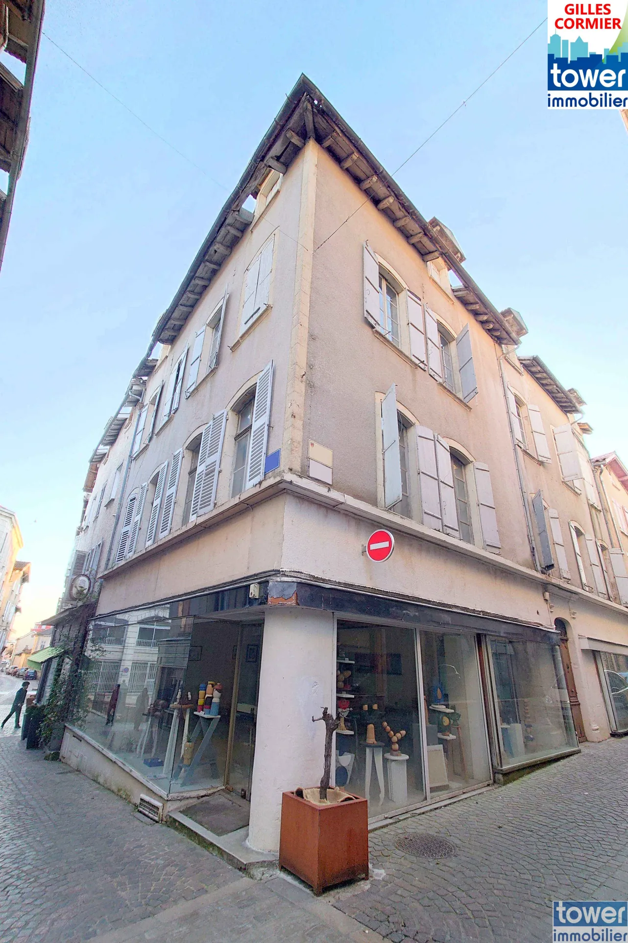 Maison de caractère du XVIIIe siècle à vendre à Villefranche de Rouergue, 380 m²