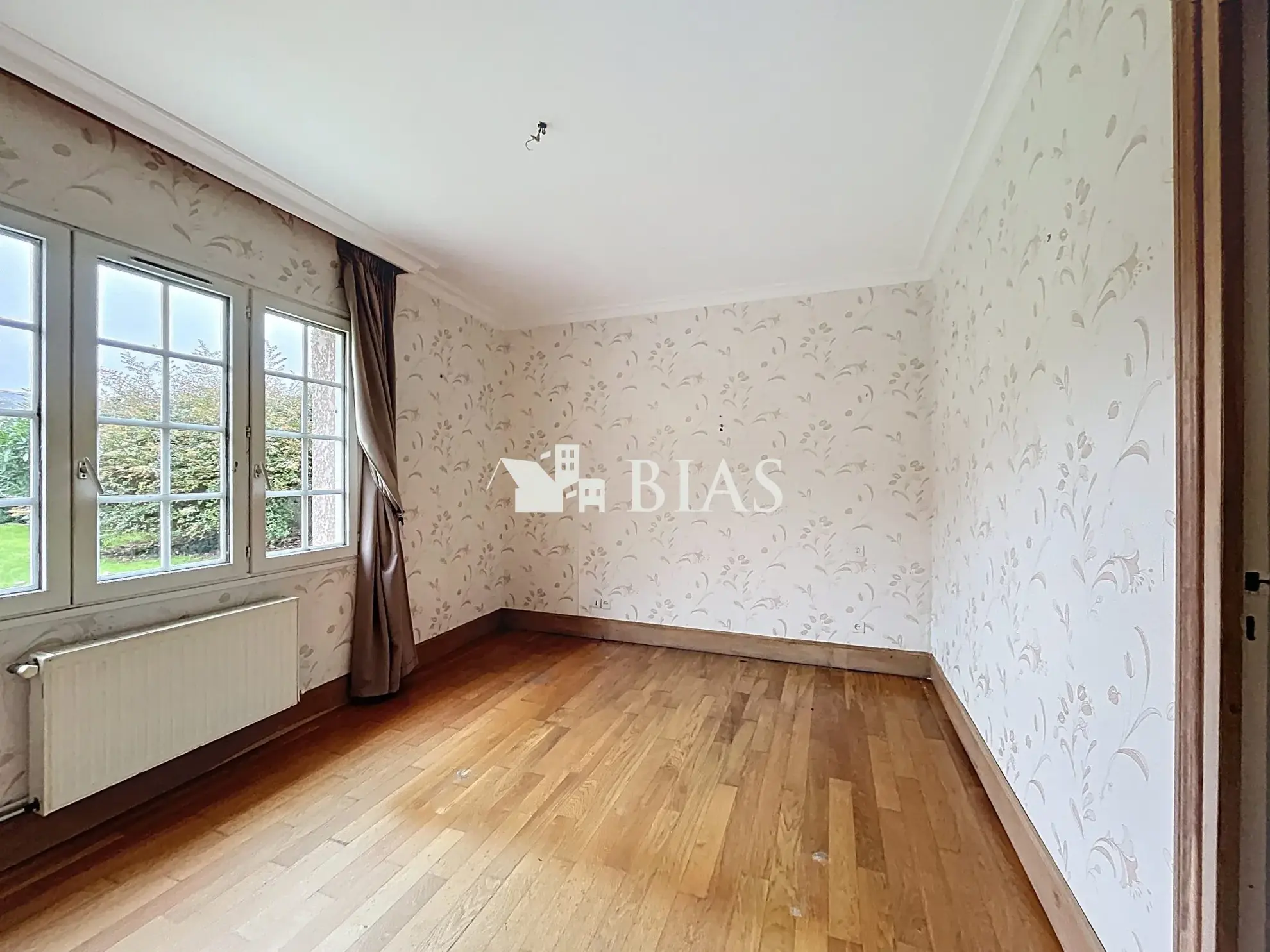 Maison familiale lumineuse à vendre à Saint-Pierre-lès-Elbeuf avec potentiel d'aménagement 