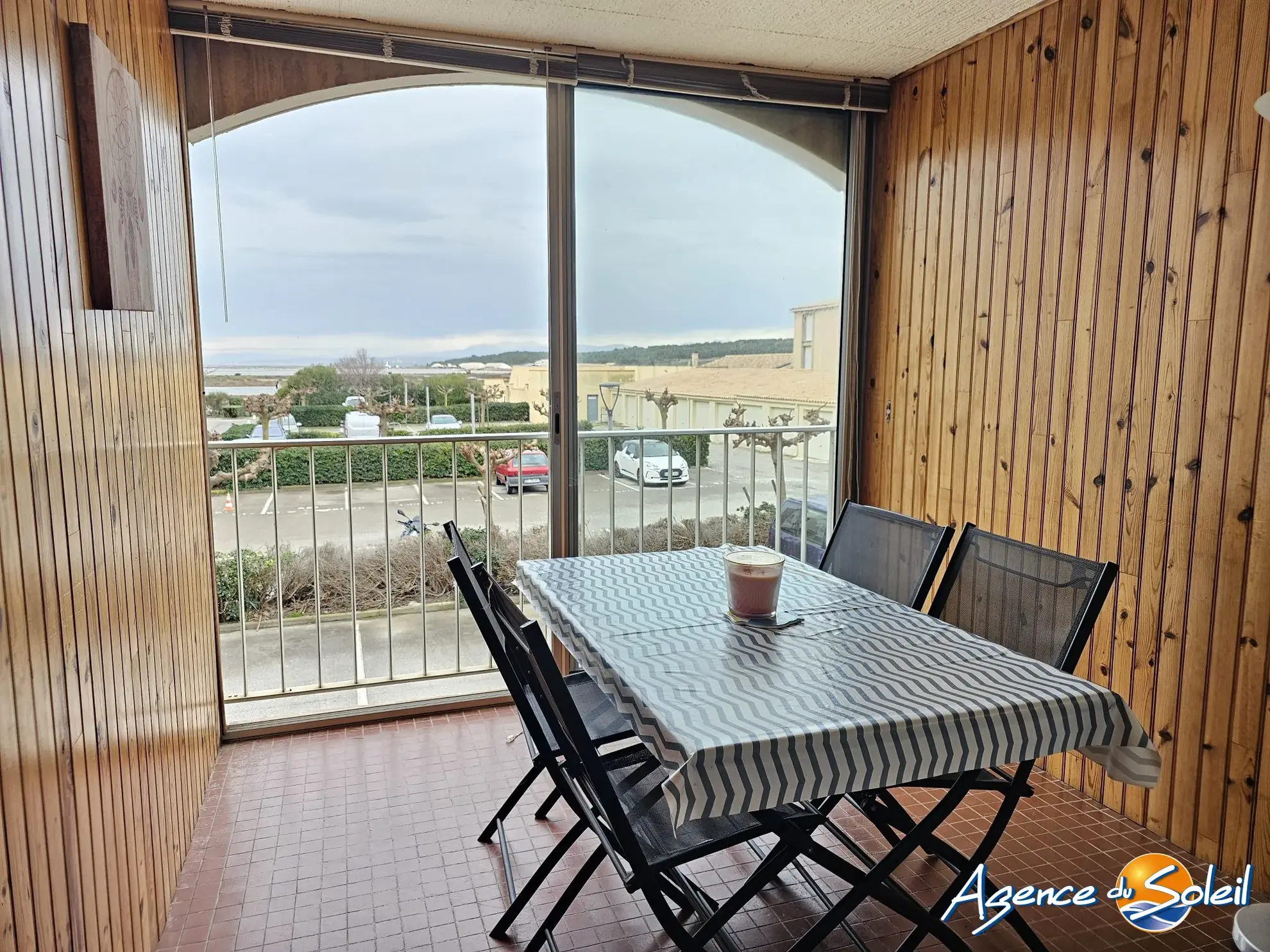 Appartement Studio avec Loggia à Gruissan – idéal vacances ou premier achat 
