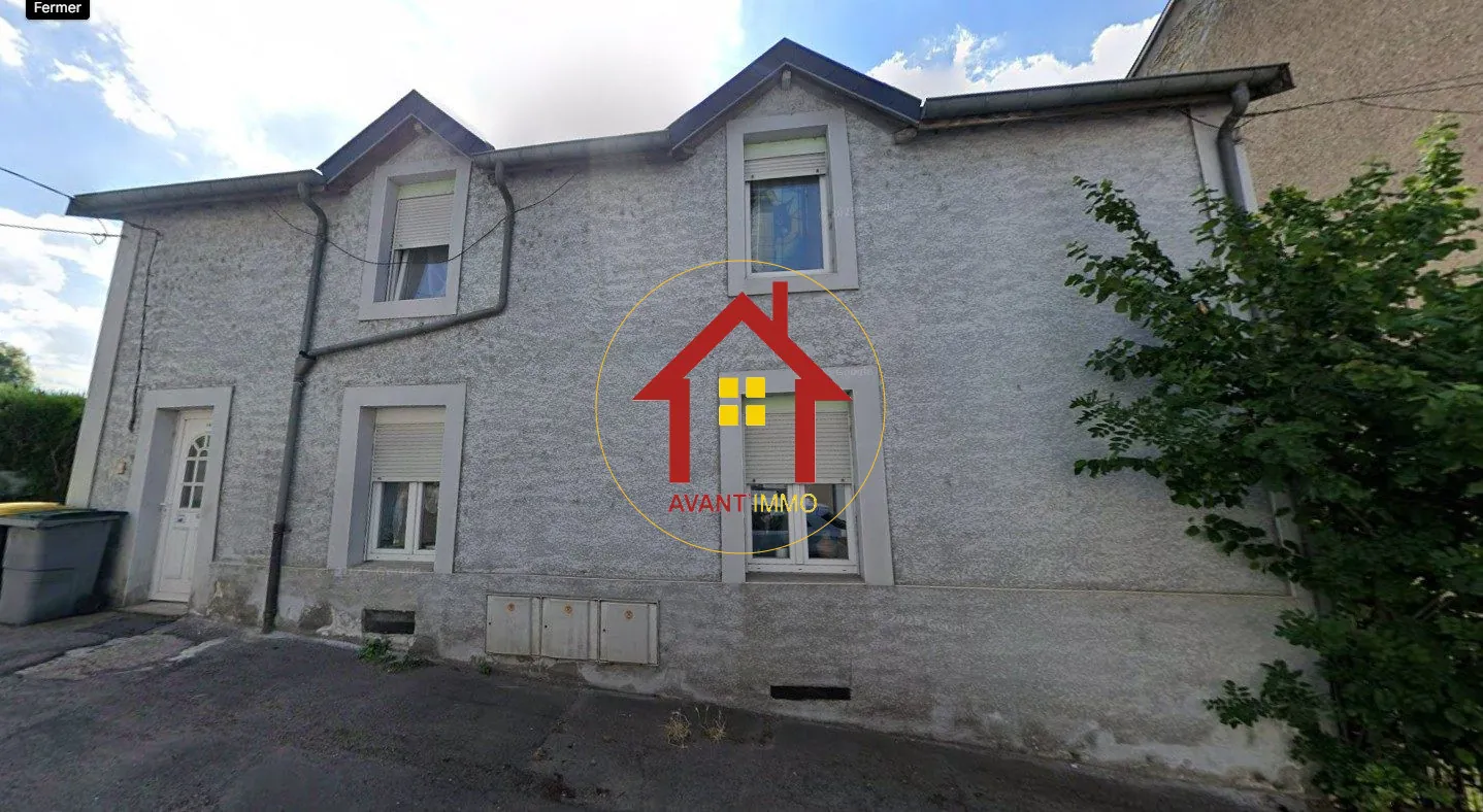 FACADE Maison individuelle atypique à vendre à Auboué, 108 m² avec terrasse et jardin