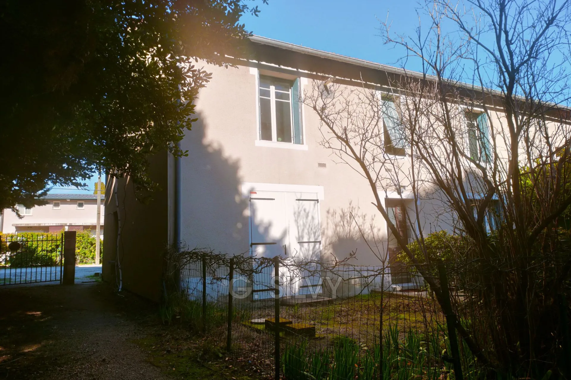 Appartement 3 pièces lumineux avec parking à Orange 