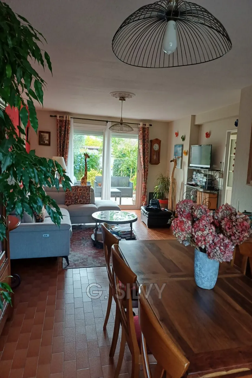 Vente maison 4 pièces avec jardin et garage à Orange 