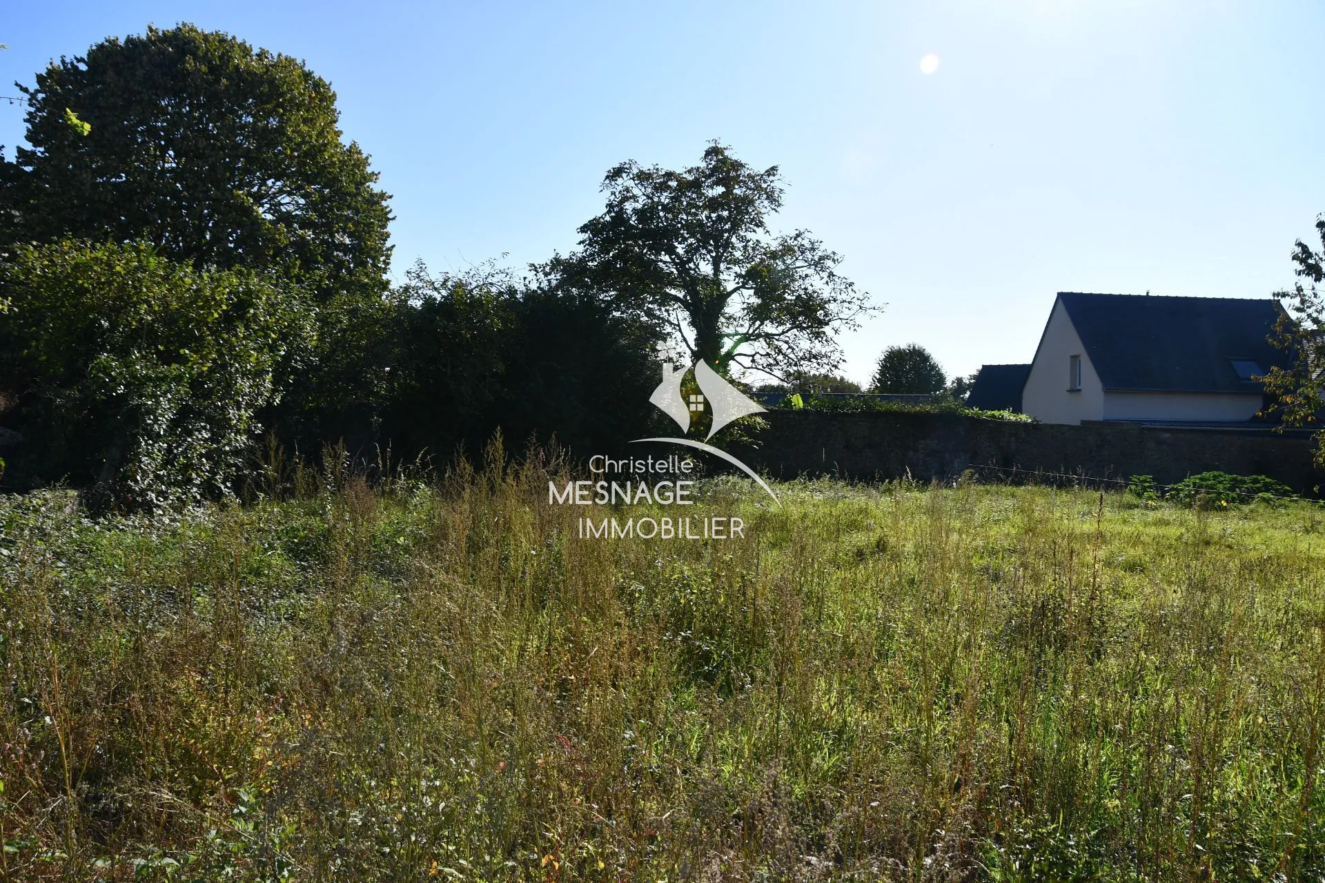 Terrain constructible de 533m² à La Landec, proximité Dinan