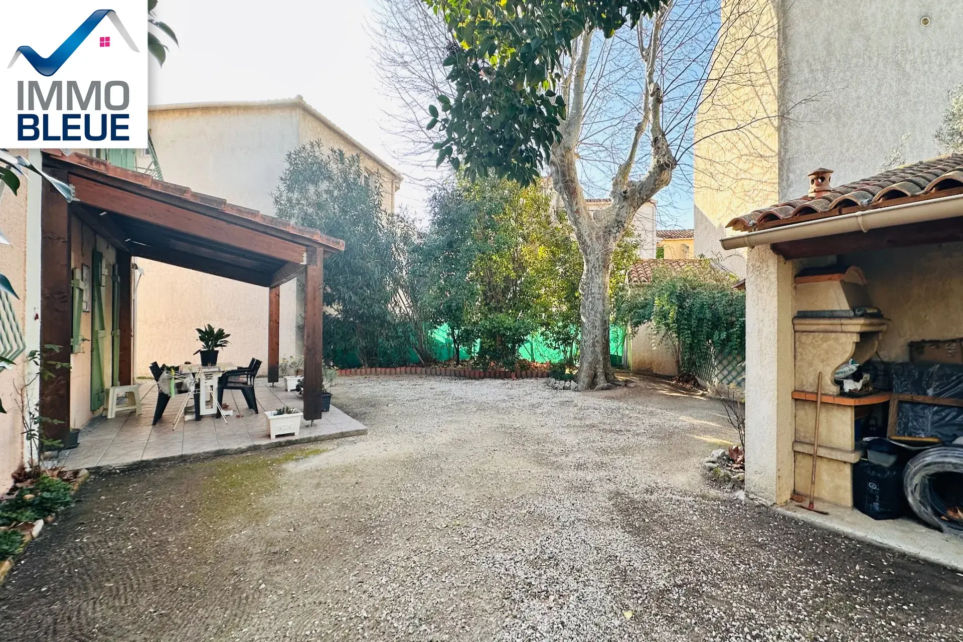 Maison 4 pièces à Martigues avec grand terrain et garage - Secteur Hôtel de Ville 
