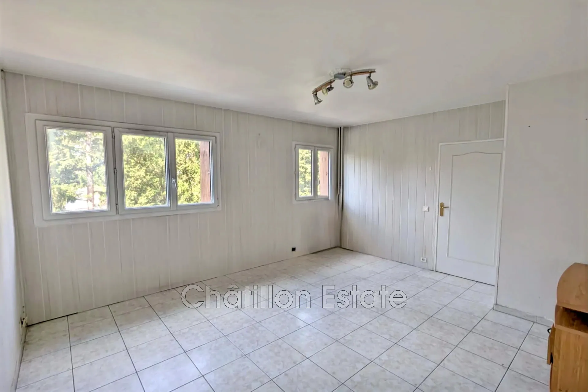 Studio de 28 m² avec cave au Cannet Rocheville - Idéal investisseur