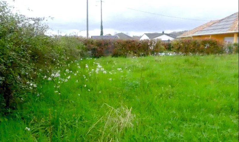 Terrain constructible de 1150 m² proche de Salies-de-Béarn à vendre 