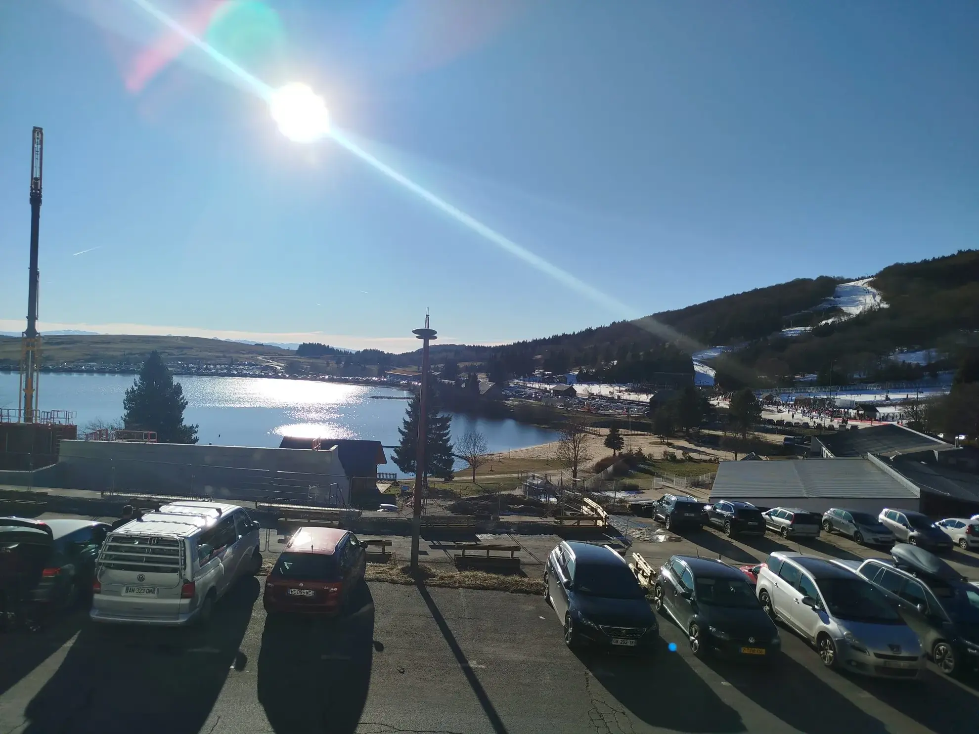 Appartement de standing à Besse-et-Saint-Anastaise avec vue sur le lac et accès facile