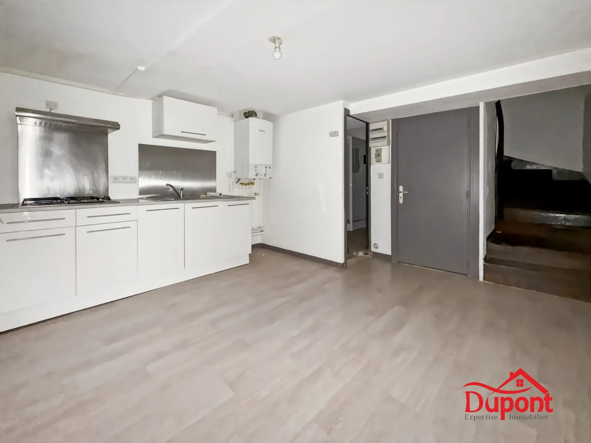 Investissement immobilier à Sedan : Immeuble de rapport en pierre proche du Château Fort