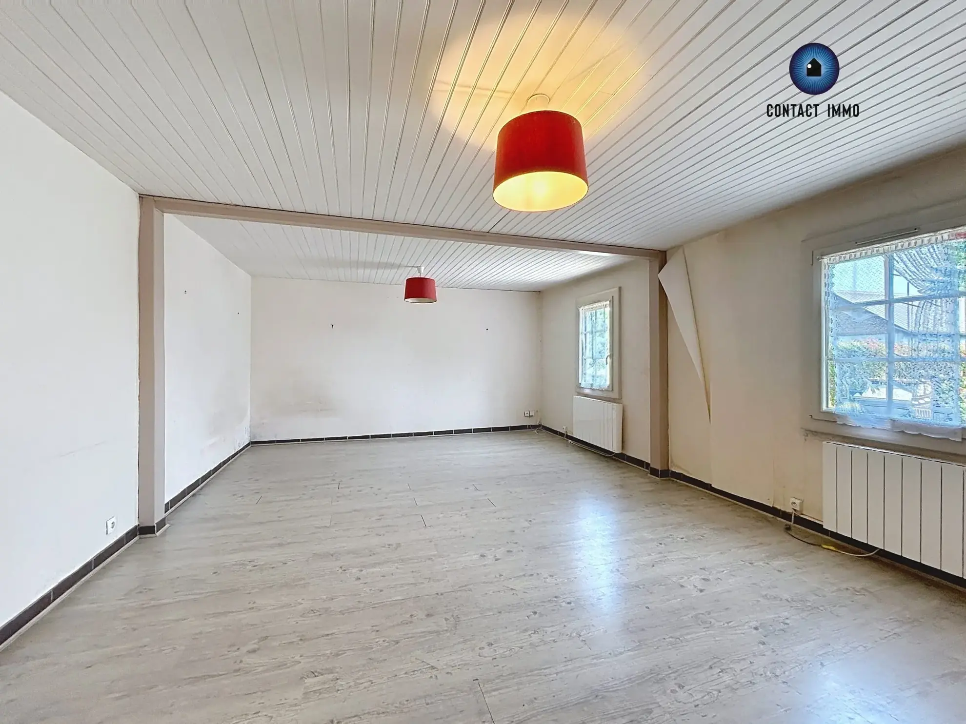 Maison à vendre à Saint-Pardoux-l'Ortigier de 131 m² avec potentiel et terrain verdoyant 