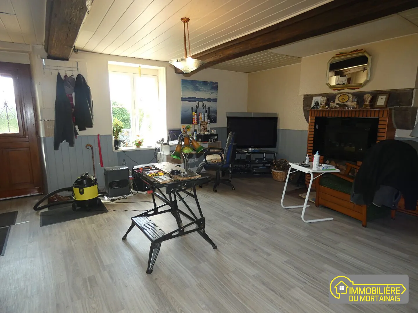 Maison à vendre à Tinchebray-Bocage - 66 m² avec terrain de 4992 m² en Normandie 