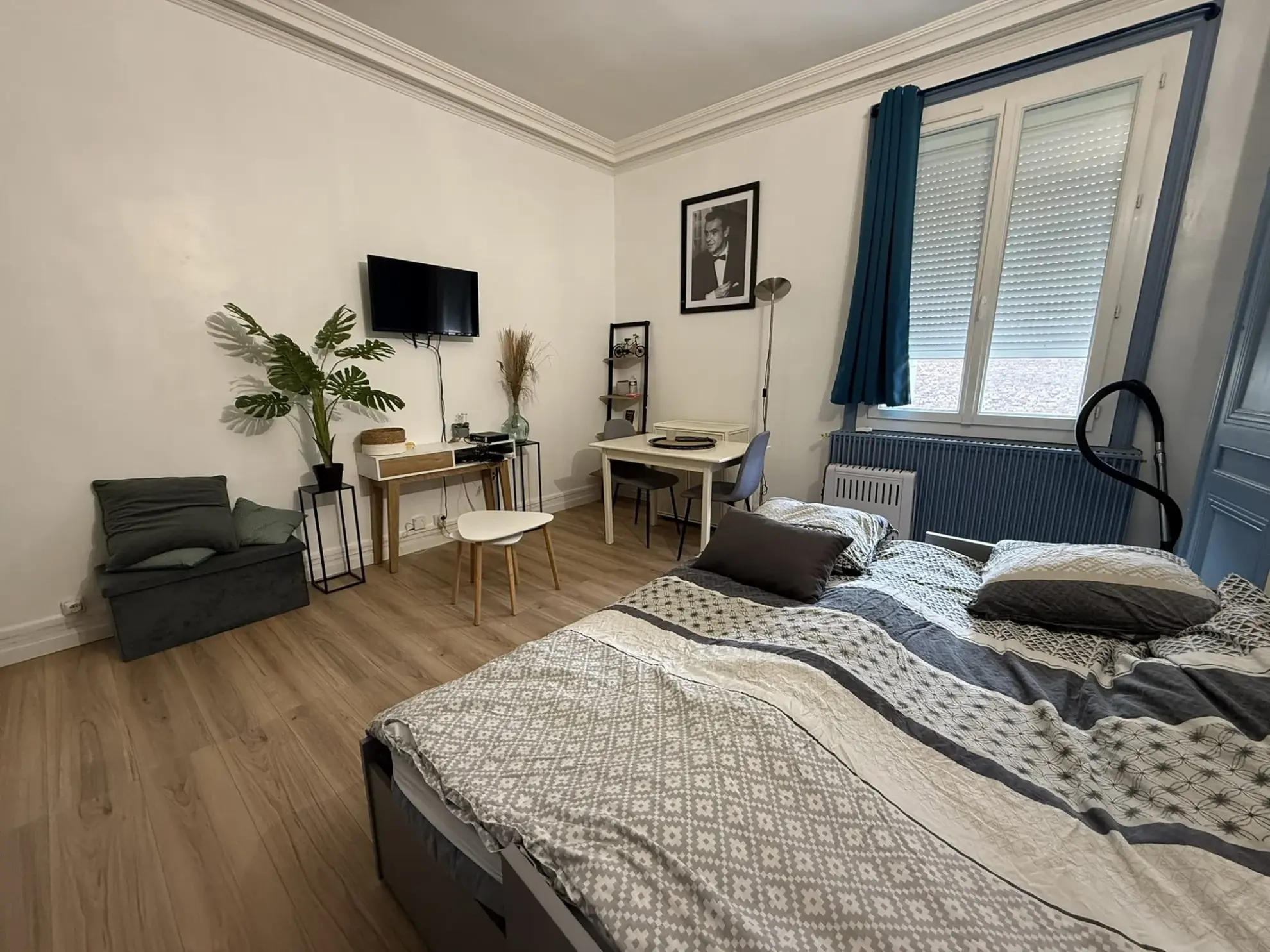 Appartement d'environ 23 m² au cœur du Havre, idéal investisseur ou résidentiel, avec ascenseur et faible charges. 