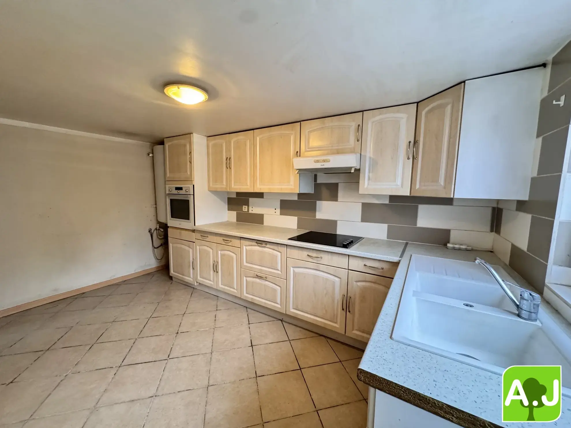 Appartement T2 à Ézy-sur-Eure proche commodités – Investment ou premier achat 