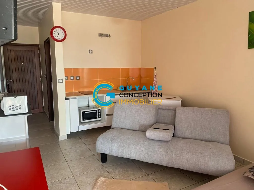 Studio meublé avec terrasse à Cayenne - 26 m², 3ème étage