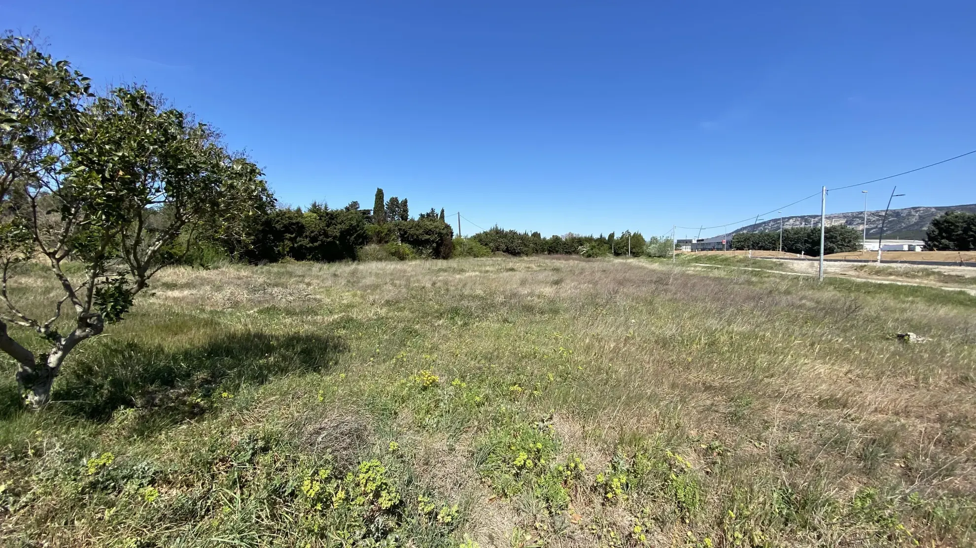 Terrain à bâtir de 400m² à Cavaillon – Lot 3, secteur Taillades, PMZ 2025 