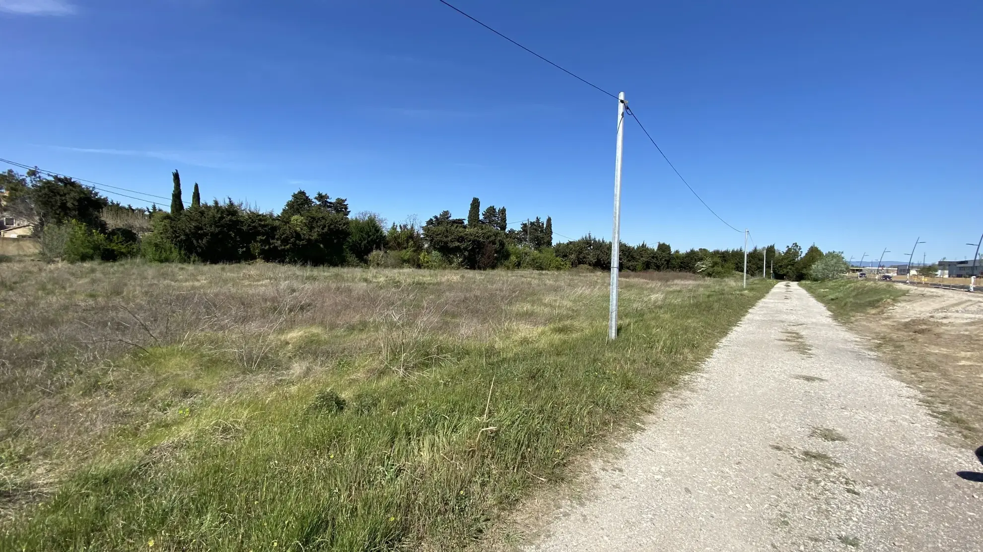 Terrain à bâtir de 400m² à Cavaillon – Lot 3, secteur Taillades, PMZ 2025 