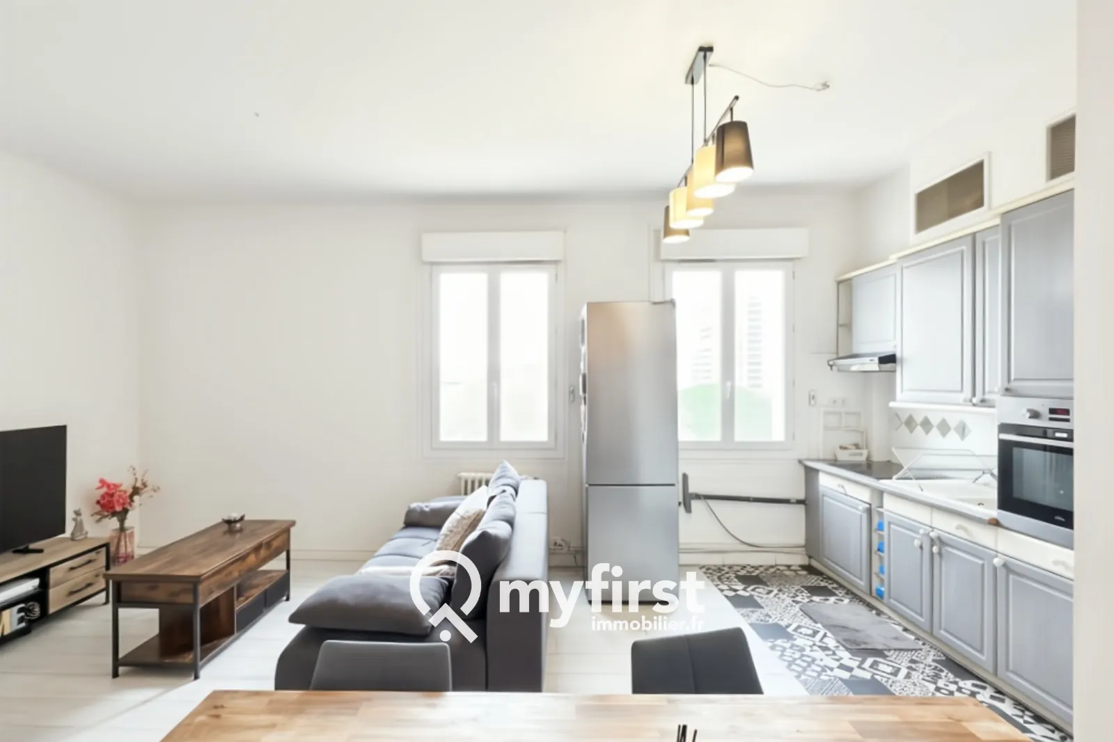 Appartement T3 à Toulon avec locataire en place - Résidence Art Déco 