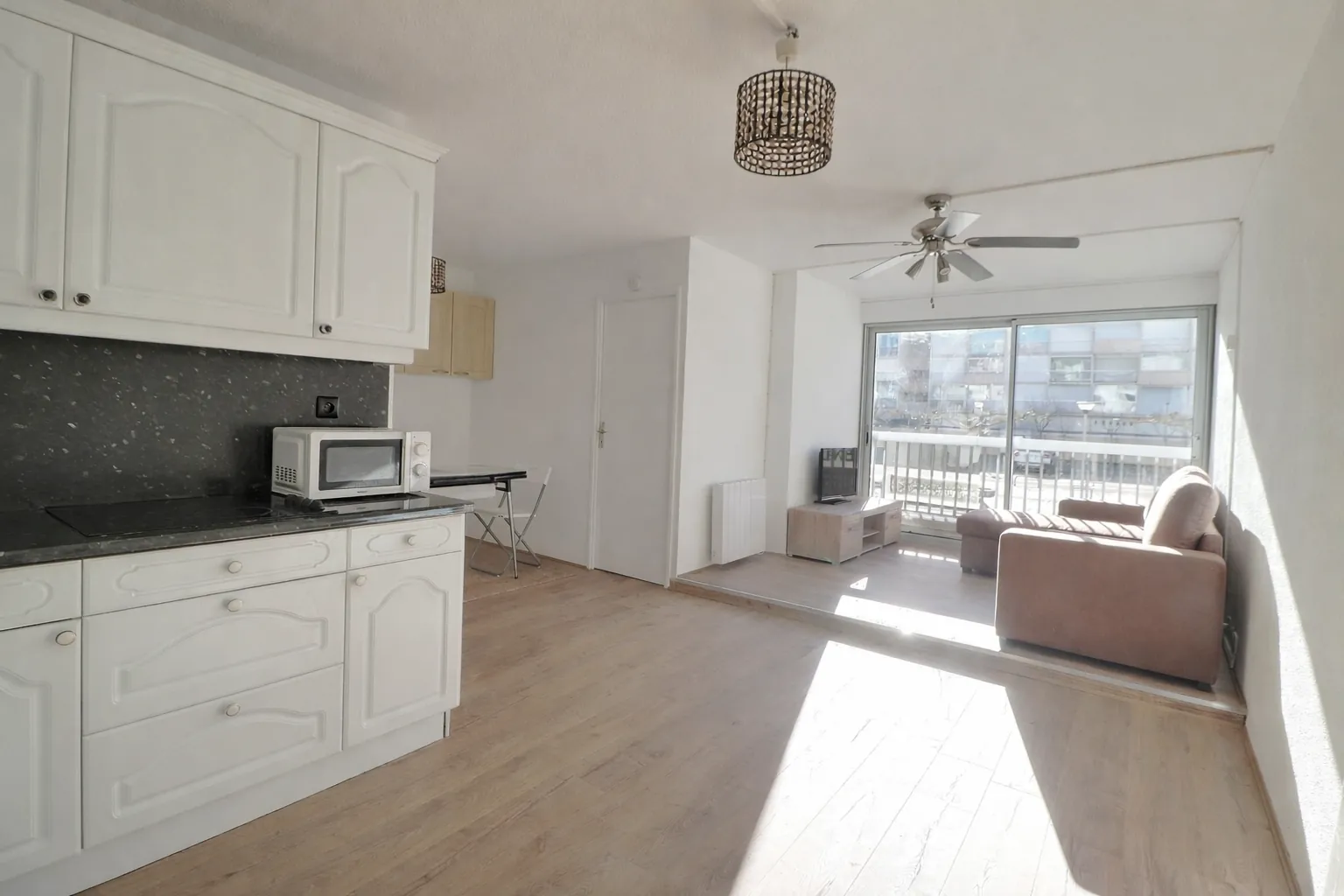 Appartement T2 avec Parking au Grau du Roi - 35 m² meublé