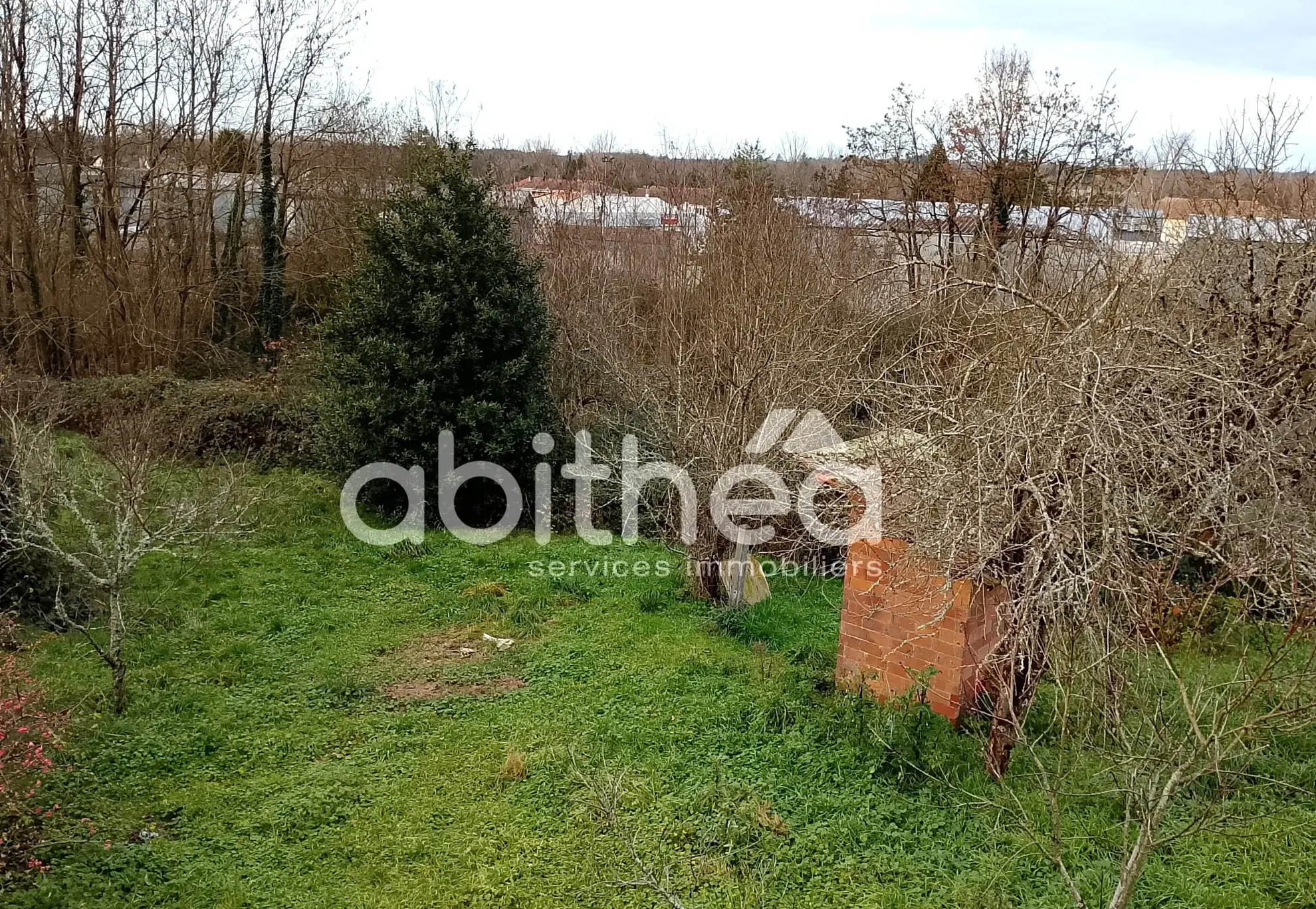 Maison rénovée de 50 m² à vendre à Chabanais – Idéal investisseur 
