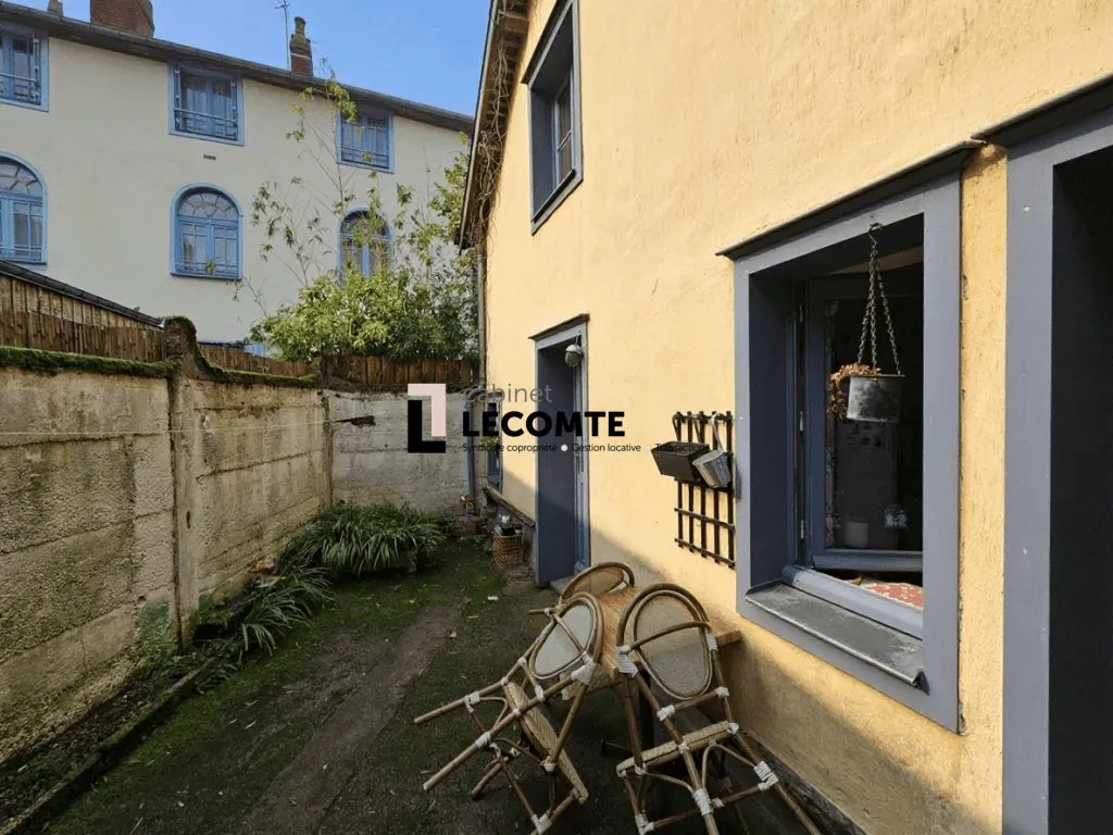T1bis avec terrasse au cœur de Rennes proche Parc du Thabor