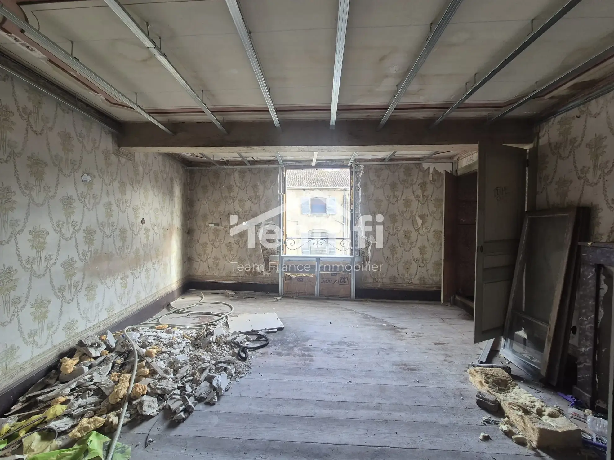 Maison à rénover dans le centre historique de Thiers – Opportunité à saisir