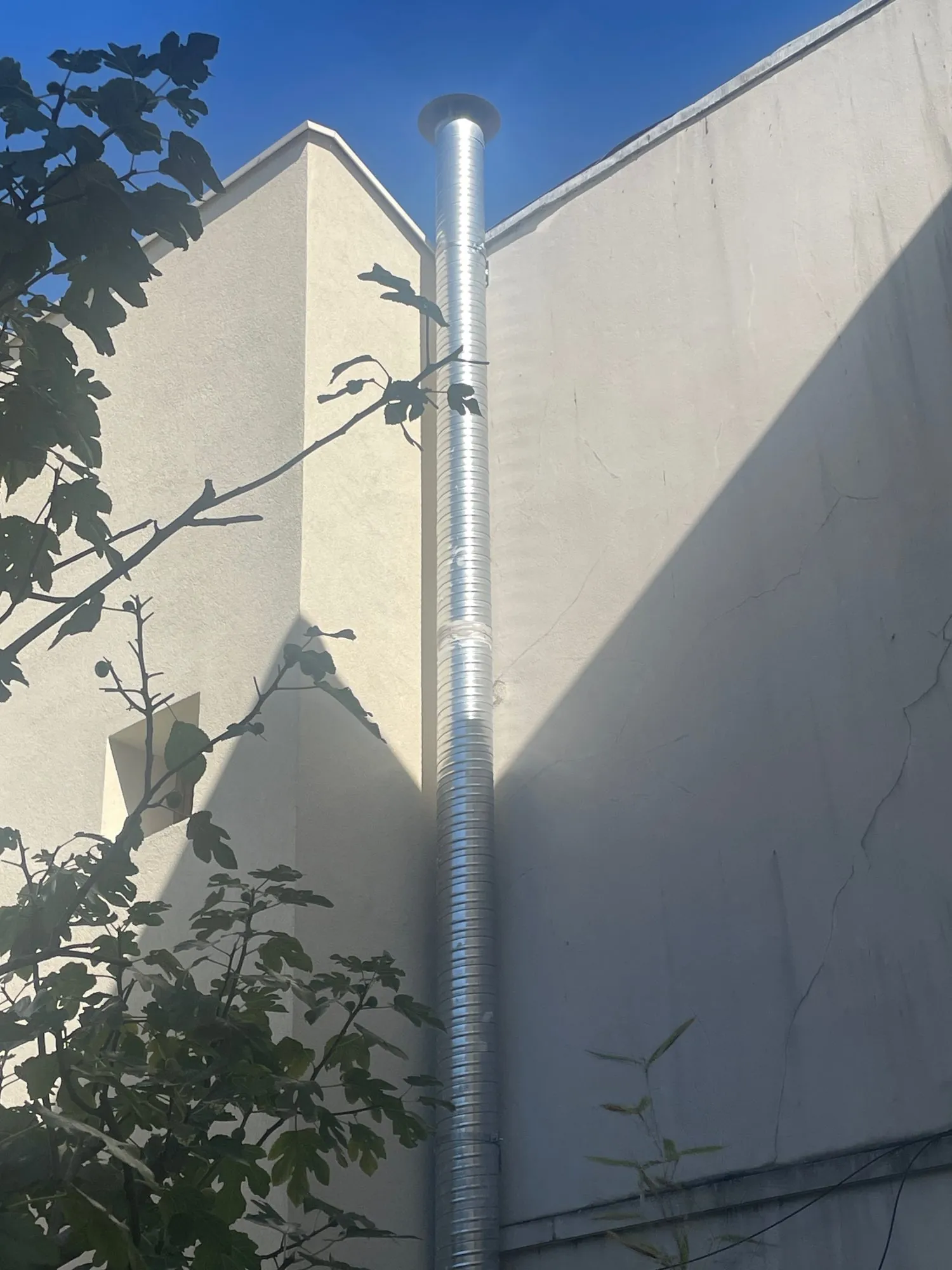 À vendre restaurant pizzeria à Vincennes avec grande terrasse et clientèle fidèle